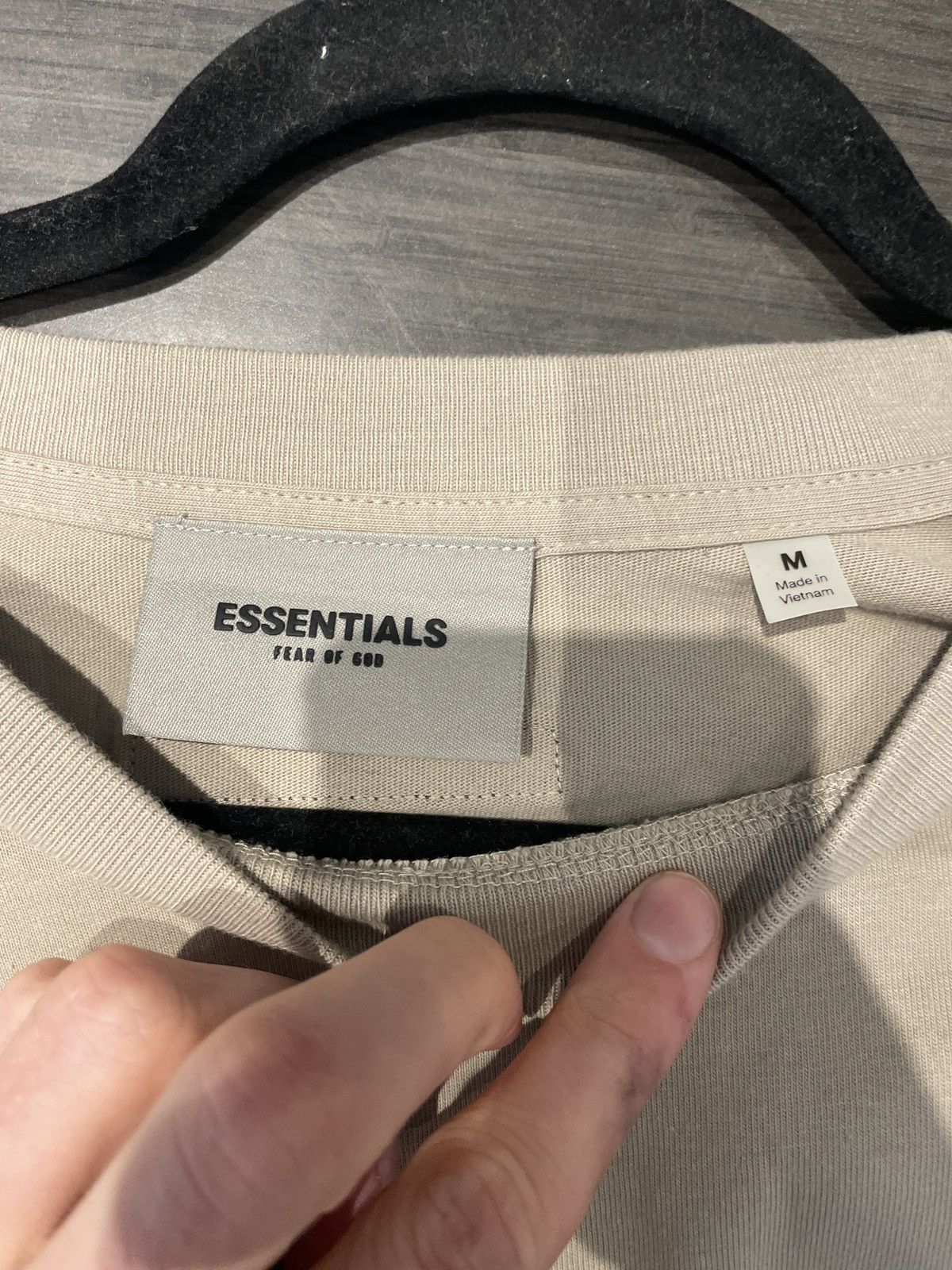 Essentials Fear of God Essentials Front Logo Shirt String Medium Size US M / EU 48-50 / 2 - 3 Thumbnail