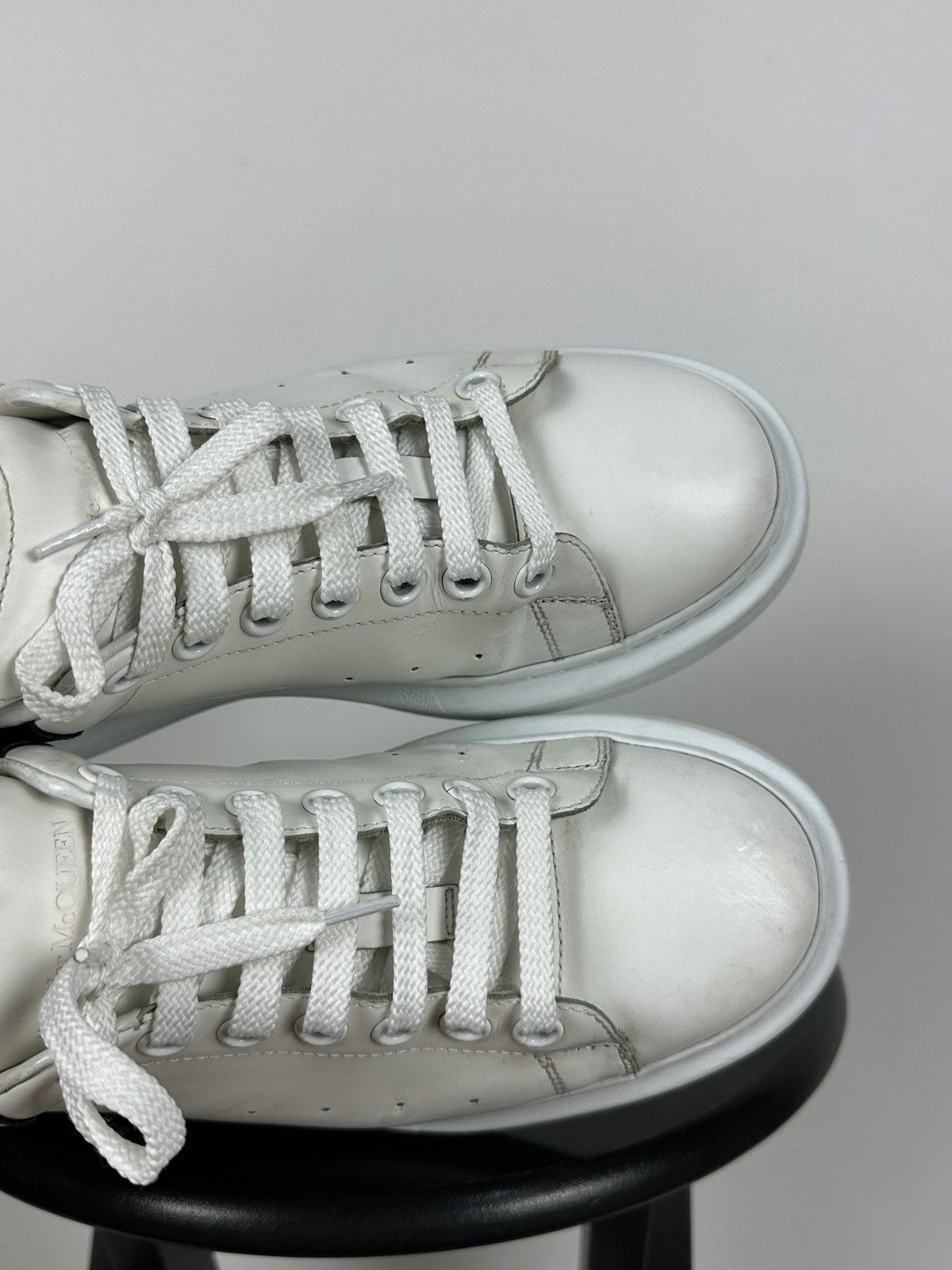 Alexander McQueen Alexander McQueen Oversized White Leather Sneakers Size US 9.5 / EU 42-43 - 19 Thumbnail