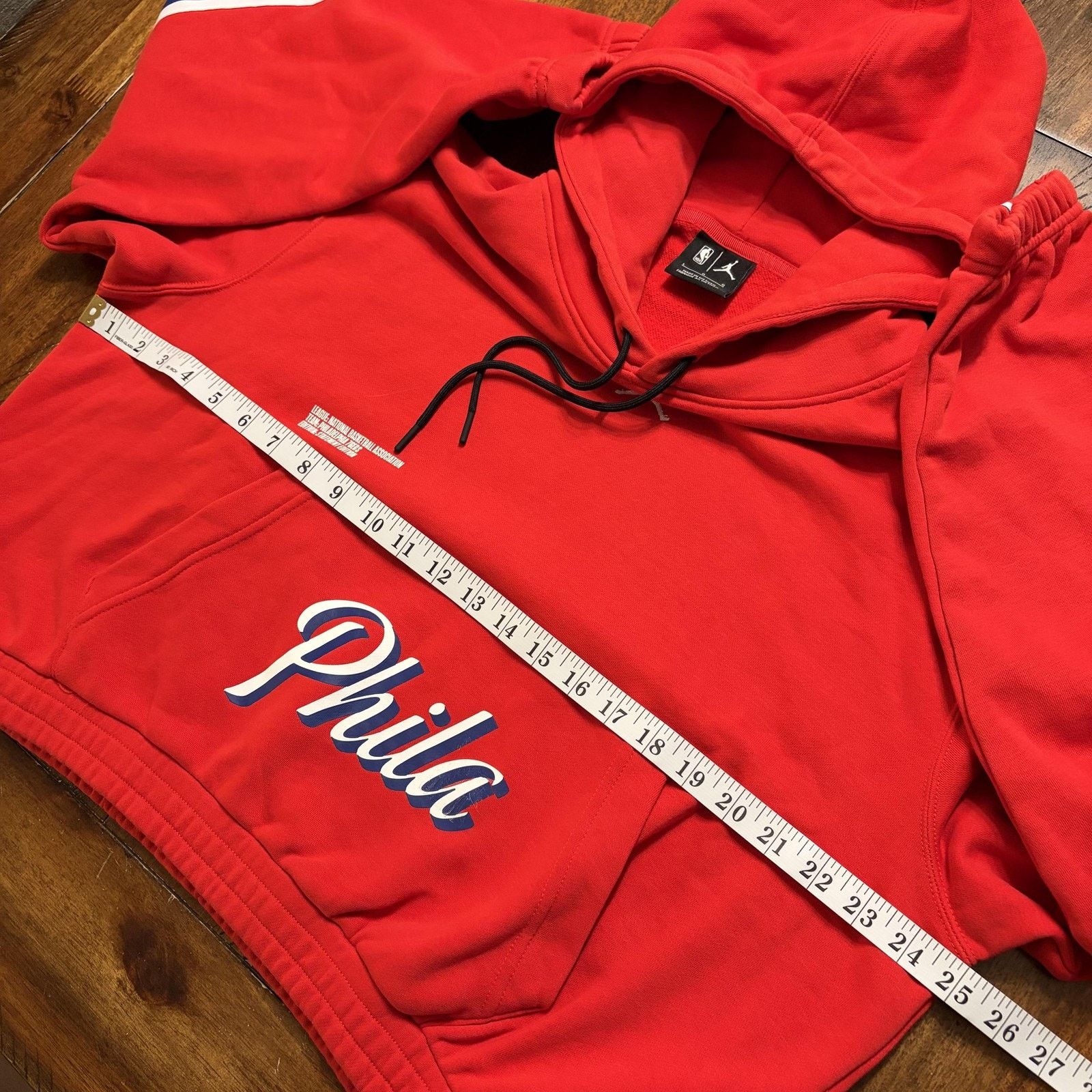 Nike Philadelphia 76ers Hoodie Womens Large Red NBA Basketball Size US L / EU 52-54 / 3 - 8 Thumbnail