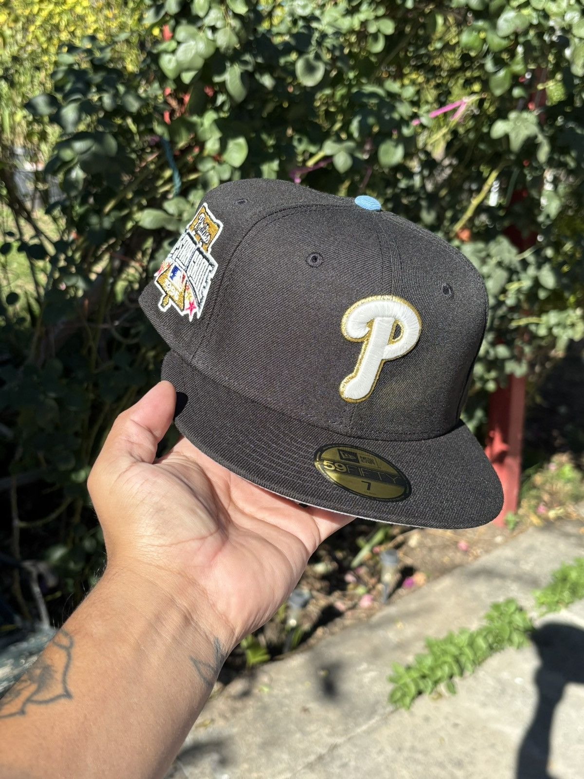 New Era Philadelphia phillies fitted hat sz 7 Size ONE SIZE - 3 Thumbnail