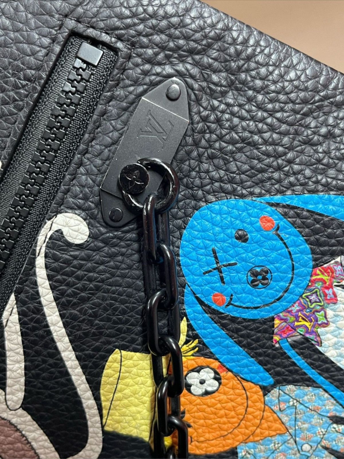 Louis Vuitton LOUIS VUITTON 'Zoom With Friends' A4 Pouch Bag Size ONE SIZE - 8 Thumbnail