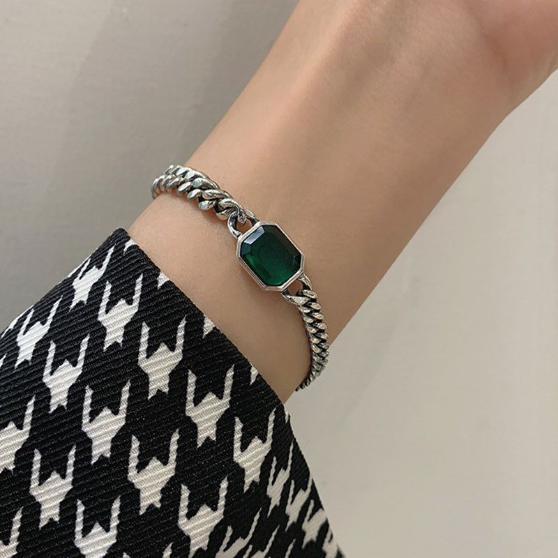 Jewelry Elegant Vintage Simple Zircon Bracelet Size ONE SIZE - 1 Thumbnail