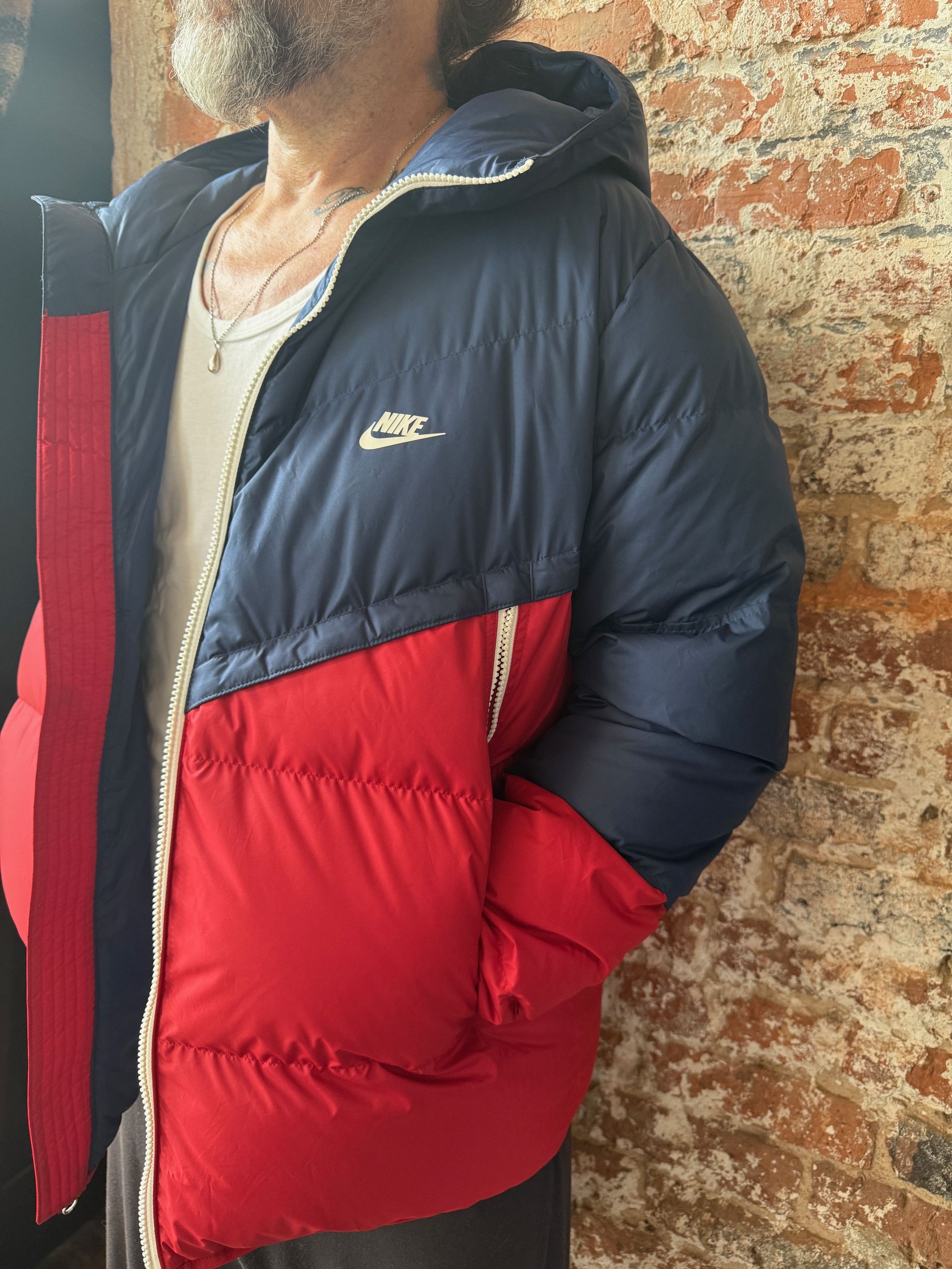 Nike Nike Puffer Jacket DV0754-410 Navy/Red Size US L / EU 52-54 / 3 - 3 Thumbnail