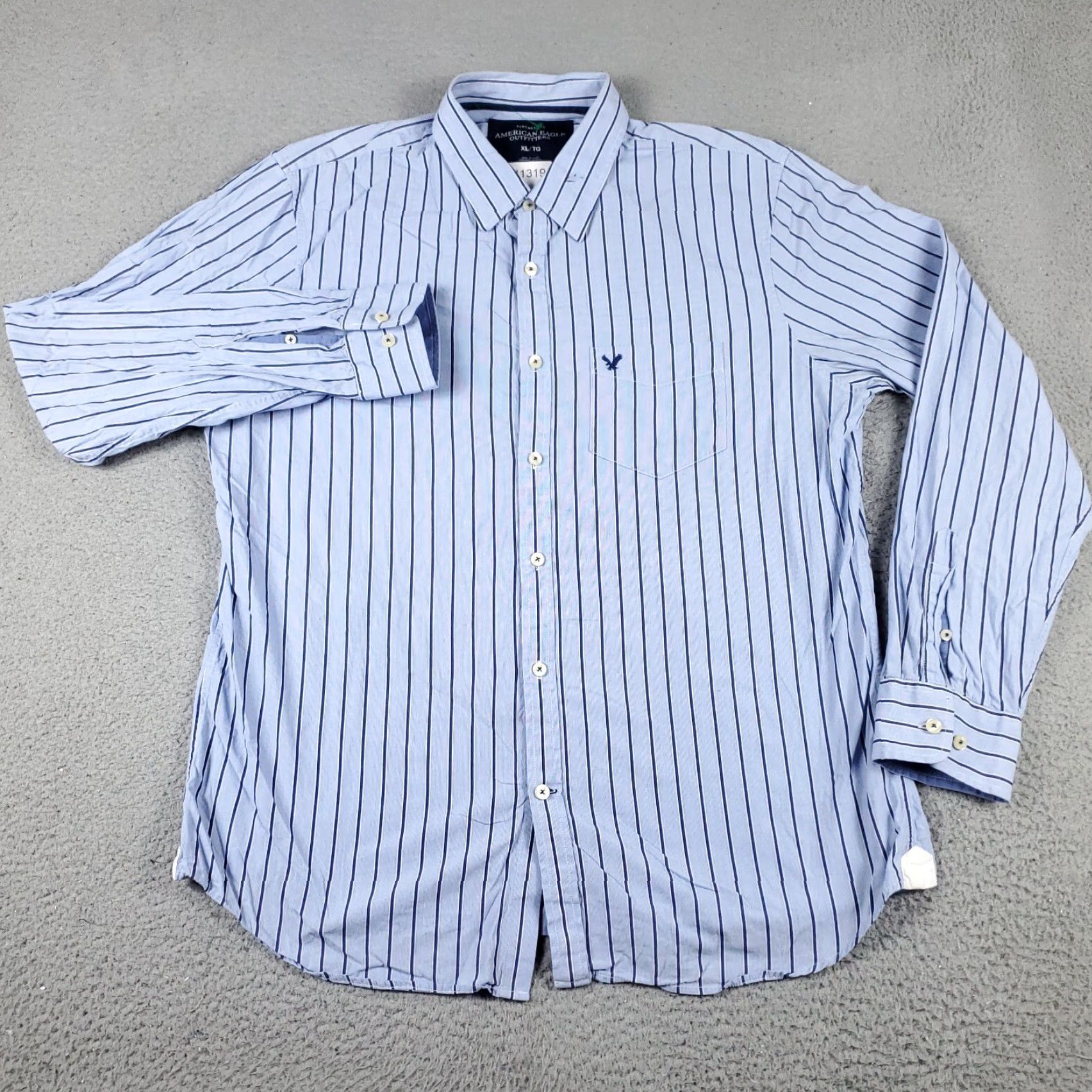 American Eagle Outfitters **American Eagle Outfitters Blue Striped Mens XL Button-Up Shirt** User: **American Eagle Outfitters Blue Striped Mens XL Button-Up Shirt** Size US XL / EU 56 / 4 - 2 Thumbnail