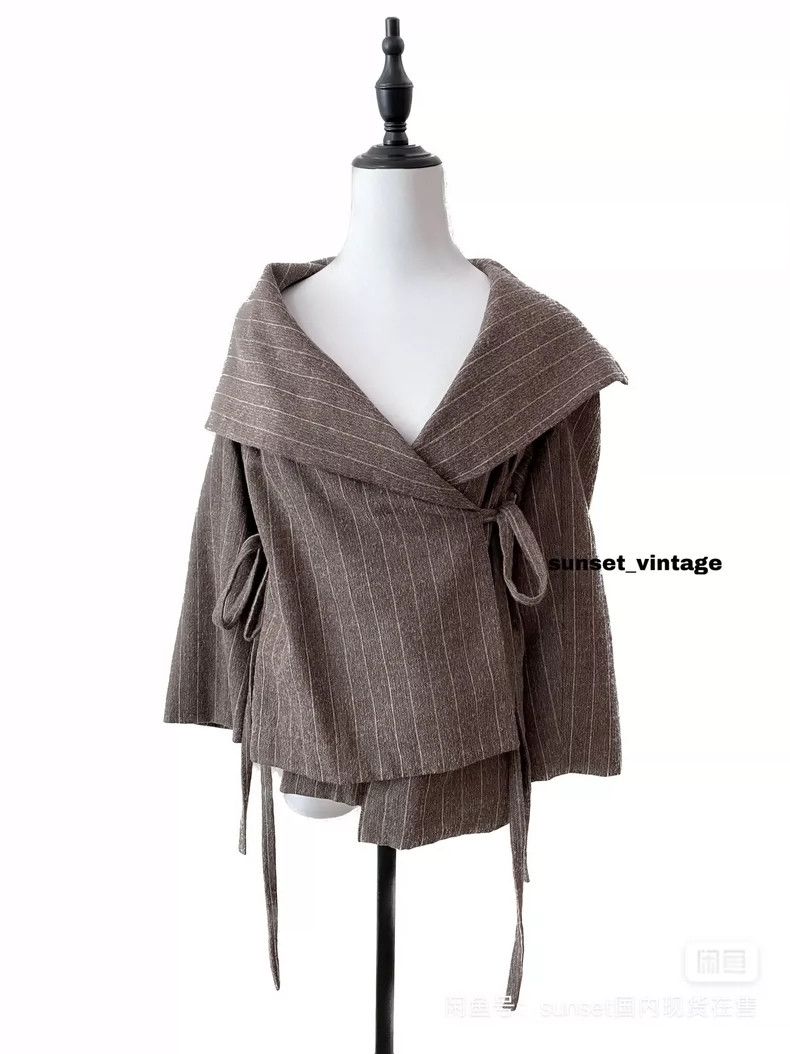 Vivienne Westwood Vivienne Westwood A woolen cardigan jacket Size XS / US 0-2 / IT 36-38 - 1 Thumbnail