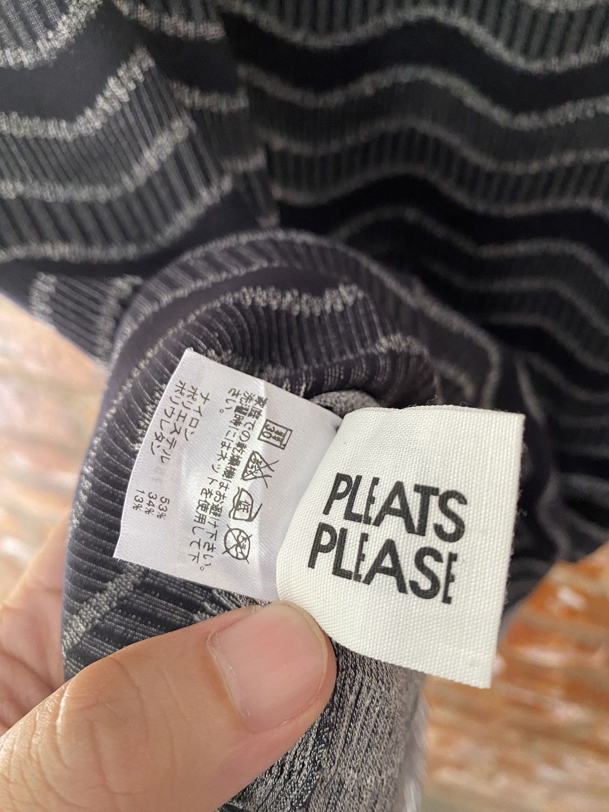 Pleats Please Issey Miyake 🔥Vtg Issey Miyake A-poc Herringbone tank Size M / US 6-8 / IT 42-44 - 14 Thumbnail