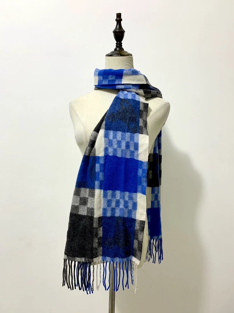 Vivienne Westwood Blue-gray earthworm scarf