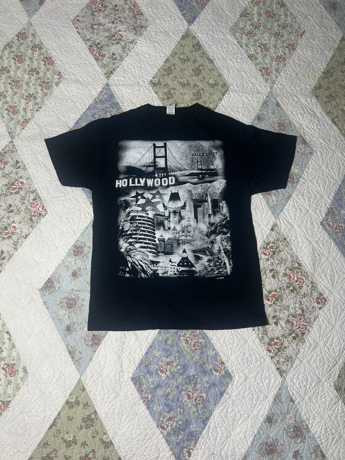 Other Vintage Hollywood Graphic Tee Size US M / EU 48-50 / 2 - 1 Thumbnail