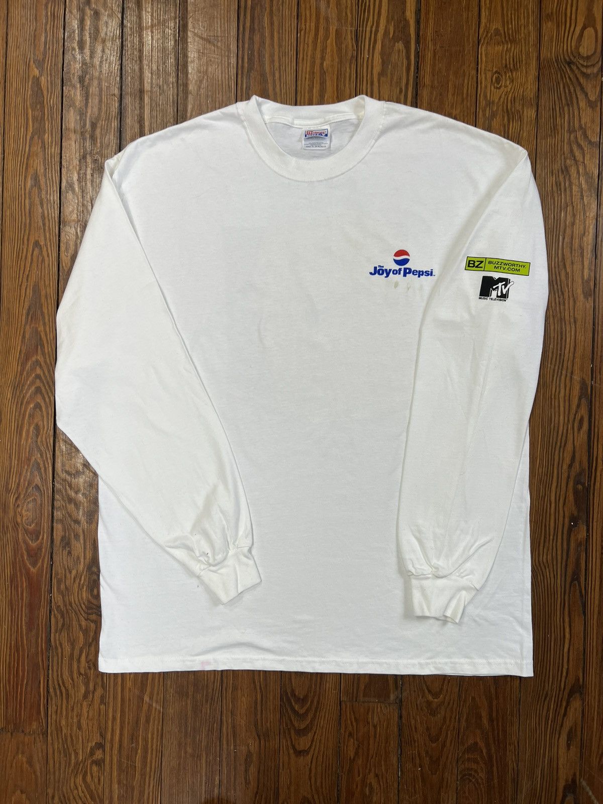 Band Tees × Mtv × Vintage Vintage MTV Shakira Pepsi Promo Long Sleeve Band Tee Shirt Size US XL / EU 56 / 4 - 5 Thumbnail