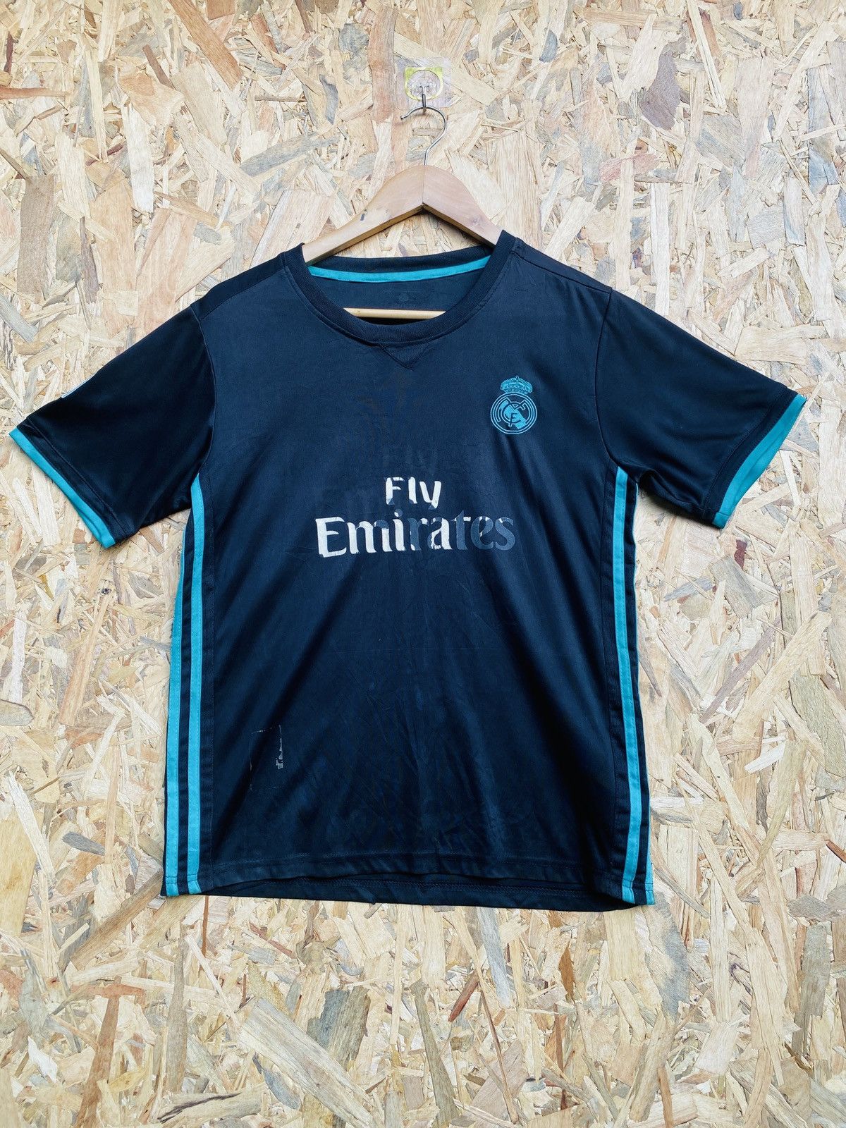 Vintage Vintage real madrid laliga soccer jerser Size US S / EU 44-46 / 1 - 1 Thumbnail