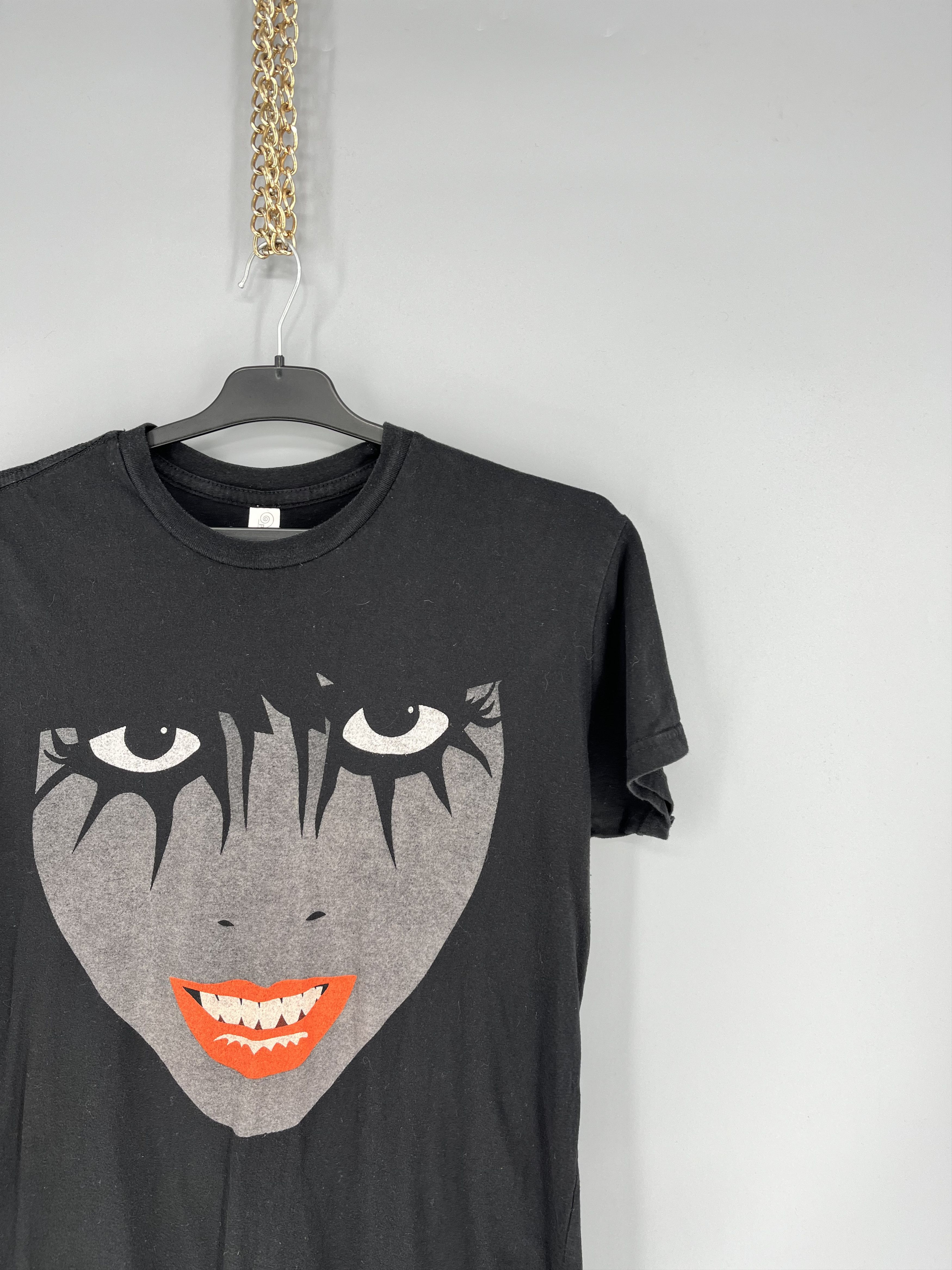 Band Tees Vintage Mother Feather Logo On Black Horror Face Size S Size US S / EU 44-46 / 1 - 5 Thumbnail
