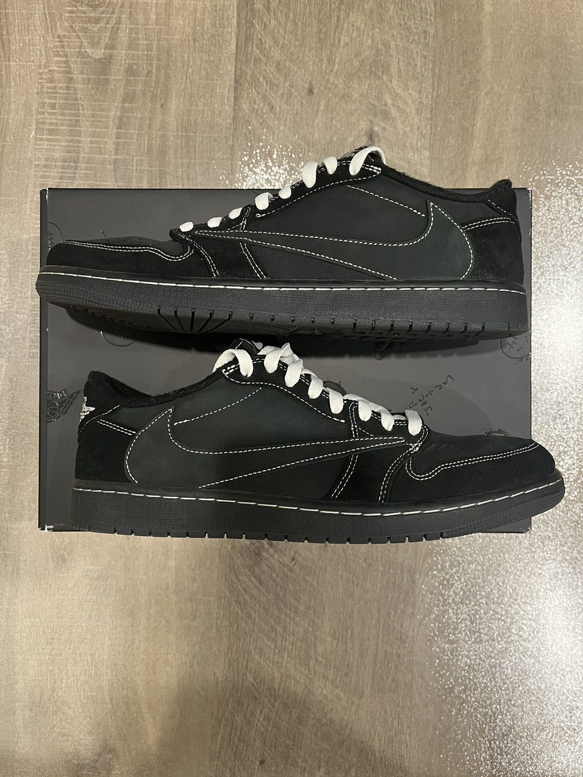 Jordan Brand × Travis Scott Jordan 1 Travis Scott Low “Black Phantom” Size US 11 / EU 44 - 1 Thumbnail
