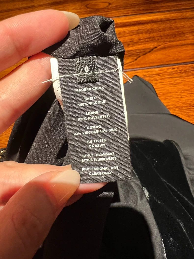 Helmut Lang HELMUT LANG size0 skirt Size 28" / US 6 / IT 42 - 6 Thumbnail