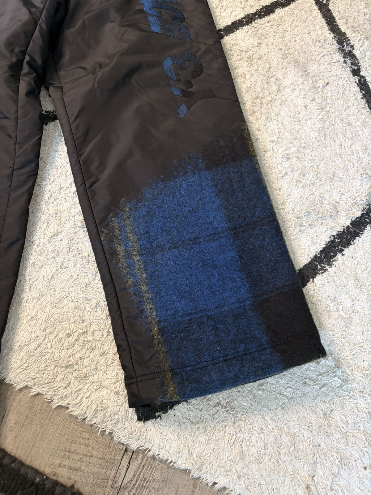 Palace × Y-3 × Yohji Yamamoto Y3 x Palace hybrid Nylon Track Pant Size US 29 - 3 Thumbnail