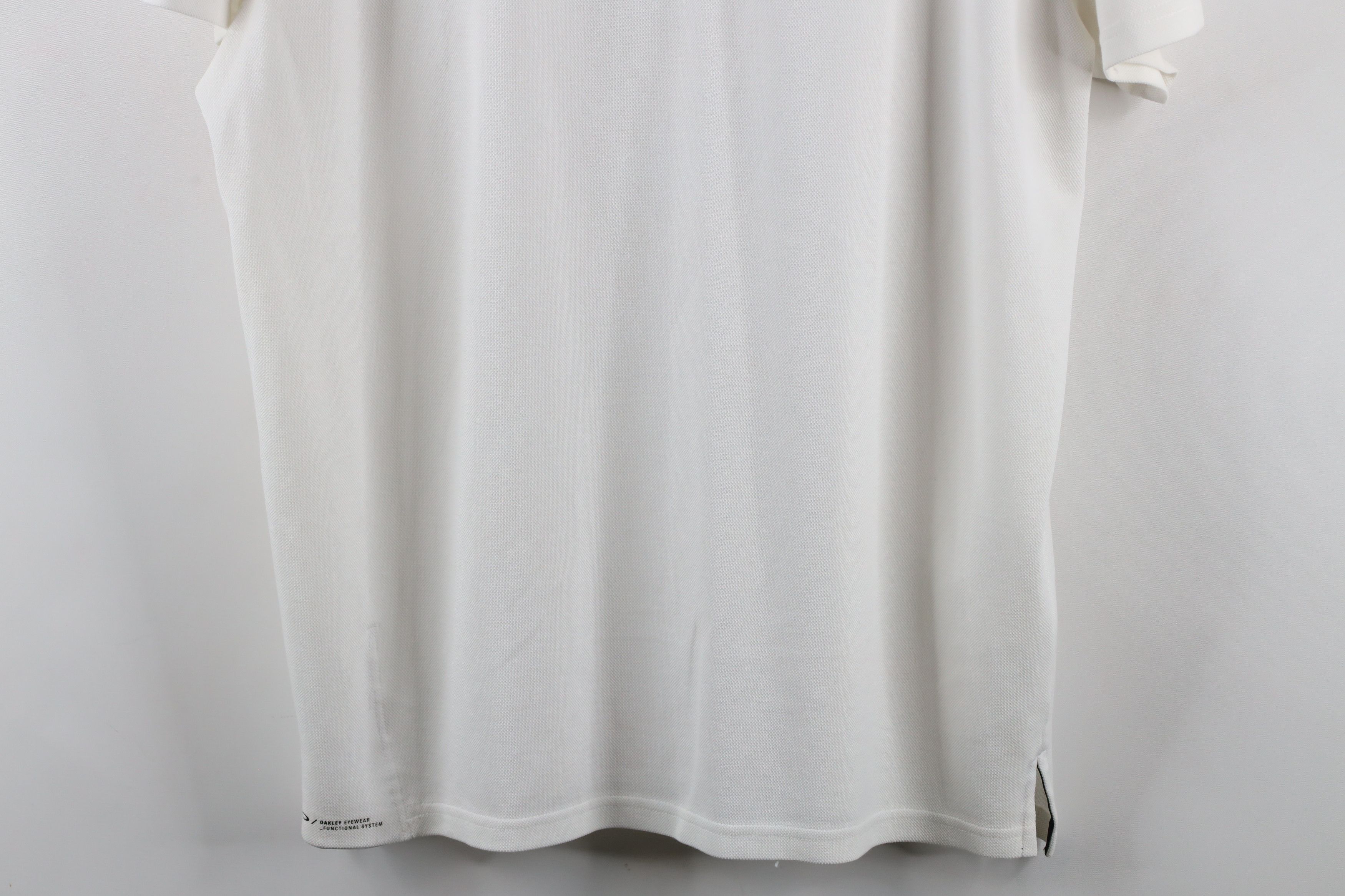 Oakley × Vintage Vintage Oakley Reflective O Logo Collared Golf Polo Shirt Size US XXL / EU 58 / 5 - 3 Thumbnail