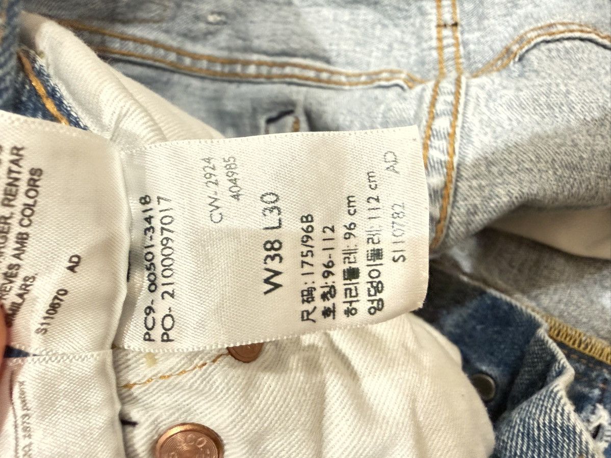 Levi's Levi’s 501 Original Jeans — Light Wash — 38x30 — Gently Used Size US 38 / EU 54 - 7 Thumbnail