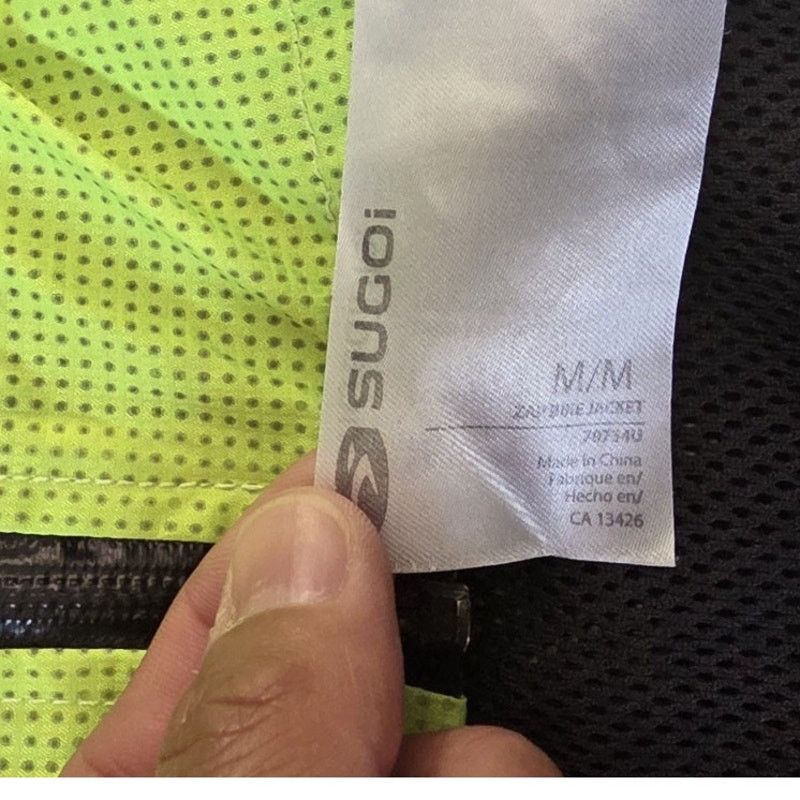 Other Sugoi Zap Bike Jacket Reflective Waterproof Men's Med Size US M / EU 48-50 / 2 - 5 Thumbnail