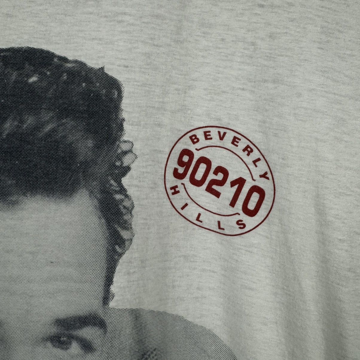 Vintage Vintage Beverly Hills 90210 Dylan 90s Movie T-shirt Size US XL / EU 56 / 4 - 4 Thumbnail