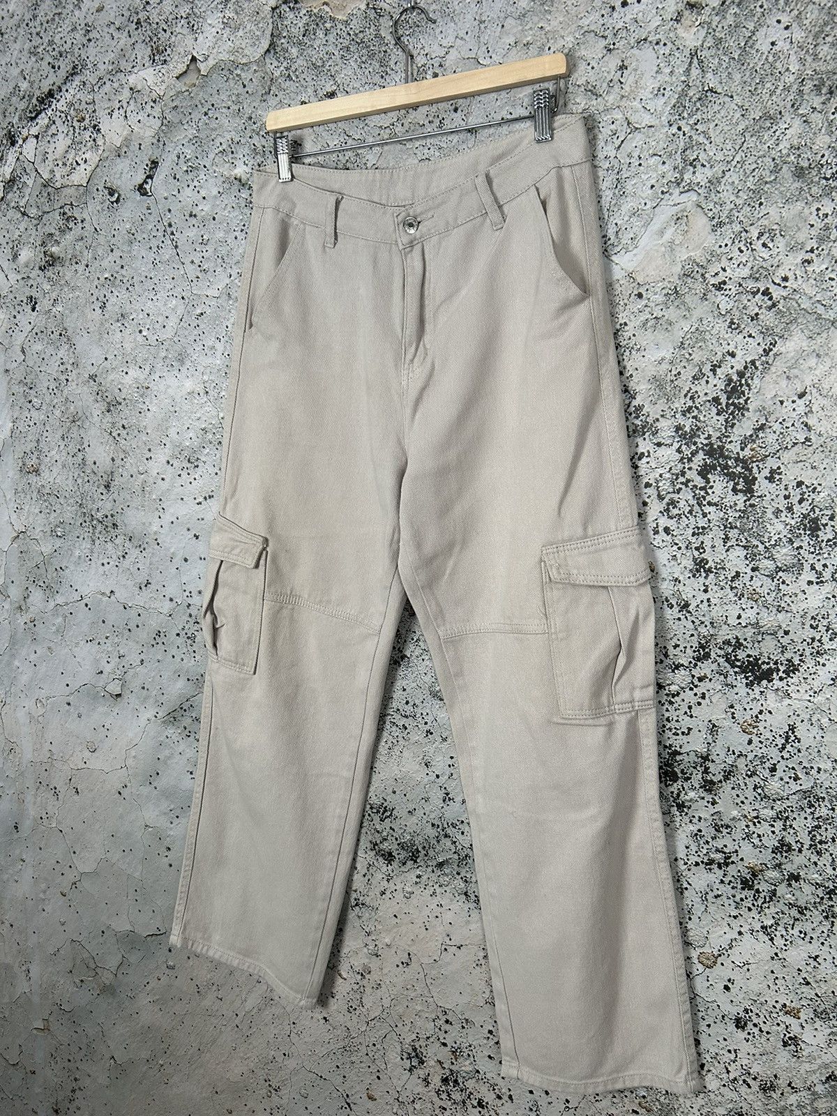 Vintage Vintage Beige Cream Cargo Pants Hype 90s Streetwear Size US 32 / EU 48 - 2 Thumbnail