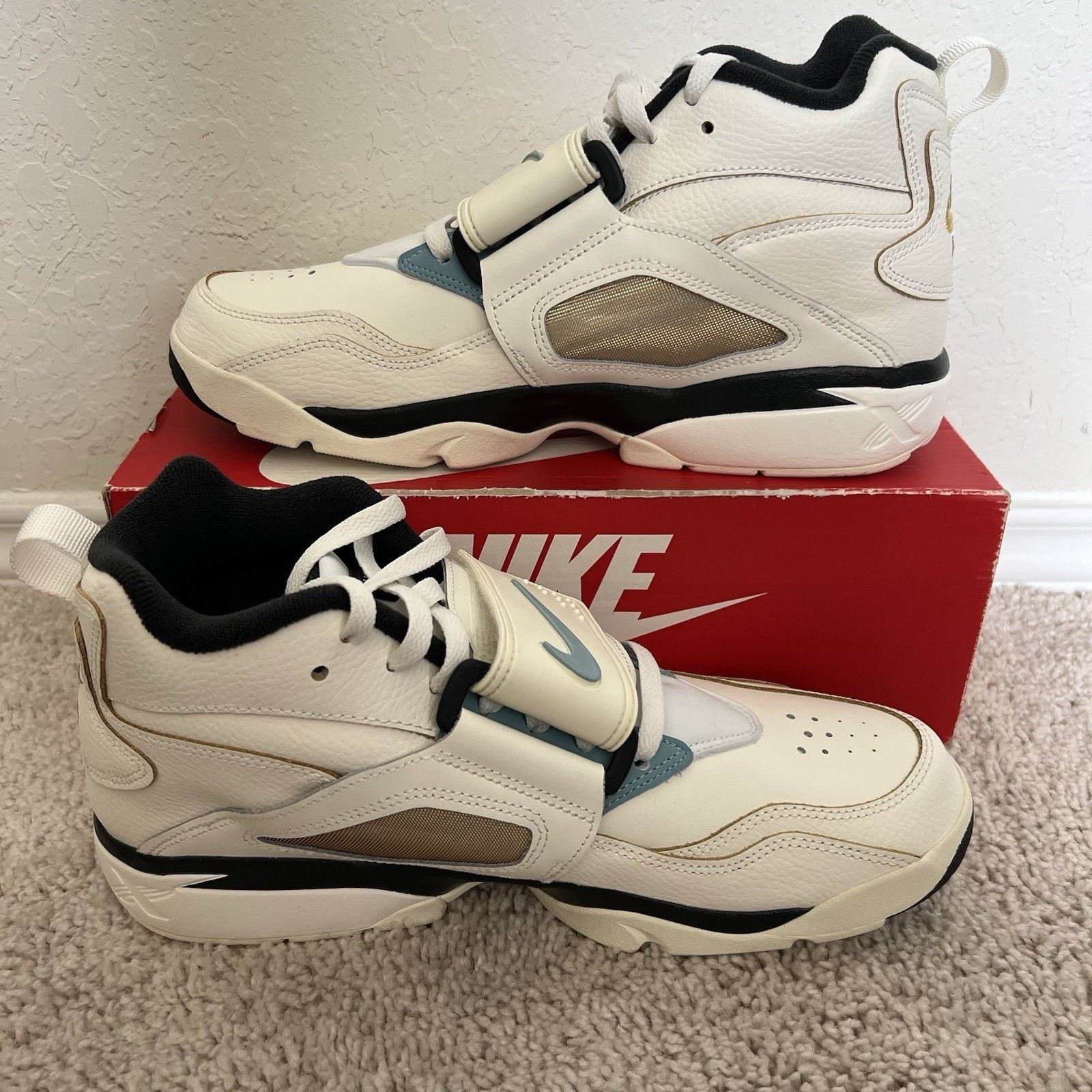 Nike Nike Air Diamond Turf Must Be The Money Sail Coconut Size 11 Size US 11 / EU 44 - 2 Thumbnail