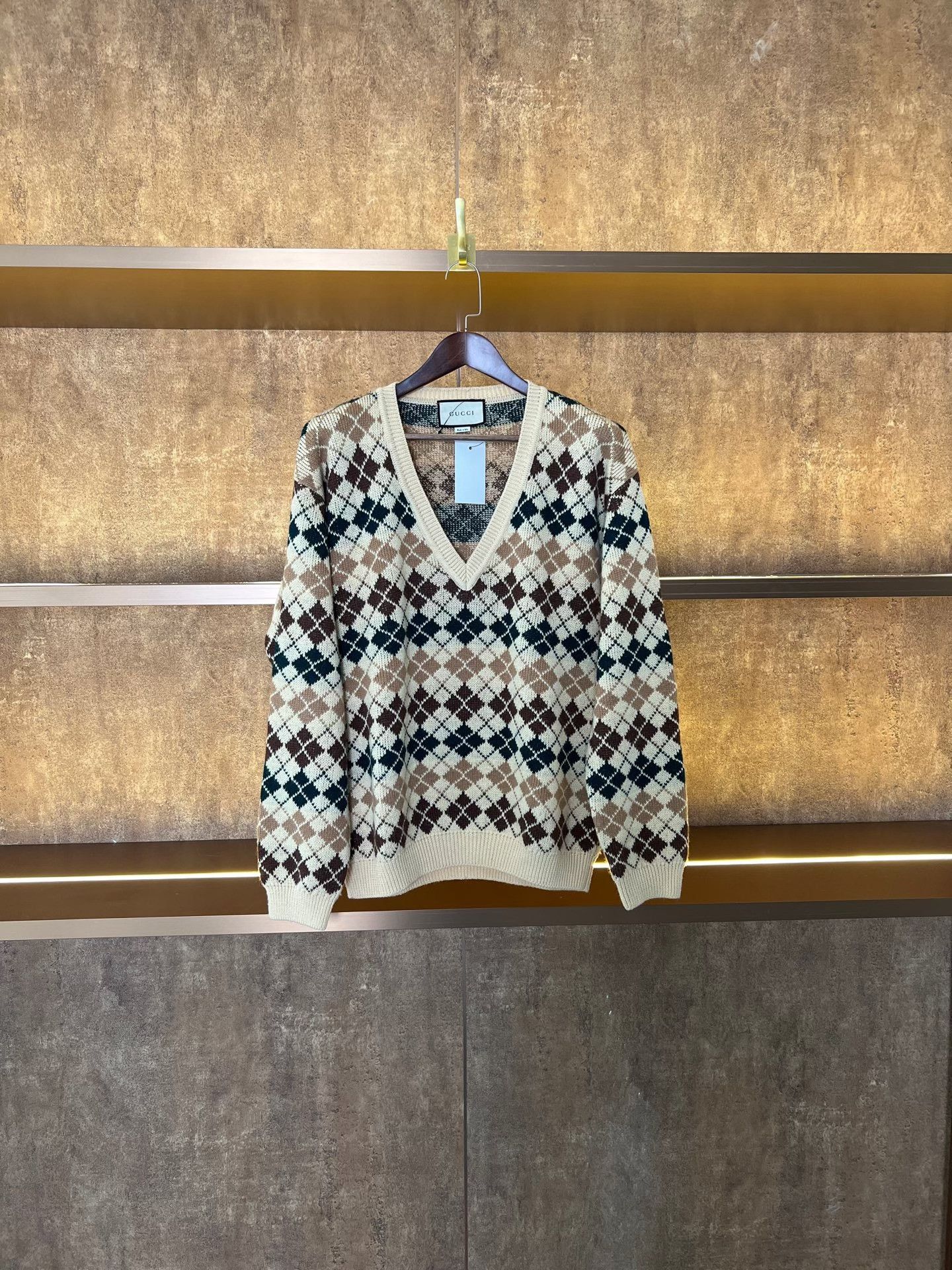 Gucci Gucci V-neck Argyle Knit Sweater Size US L / EU 52-54 / 3 - 1 Thumbnail