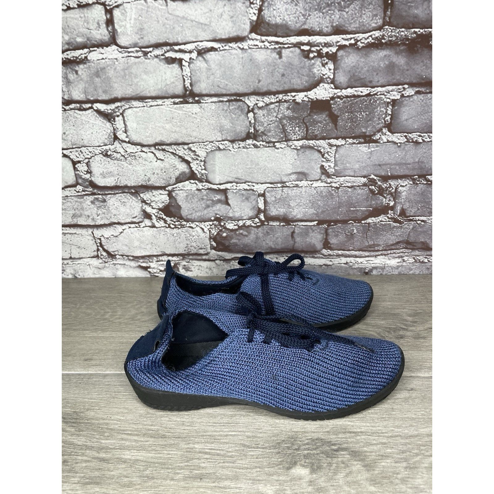 Other Arcopedico LS Blue Knit Fabric Lace Up Comfort Shoes Women’s Size US 7 / IT 37 - 9 Thumbnail
