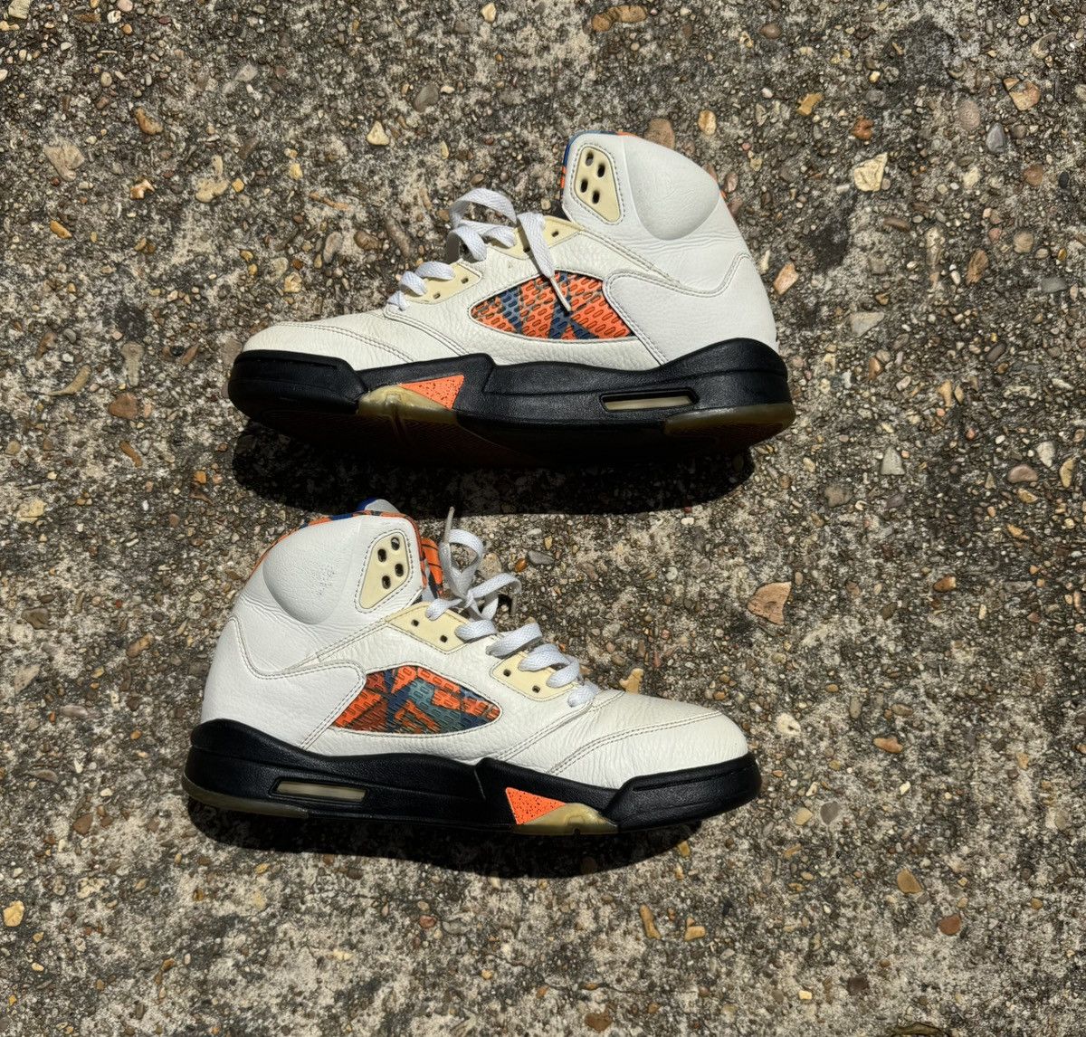 Nike Air Jordan 5 “International Flight” Size US 10.5 / EU 43-44 - 2 Thumbnail
