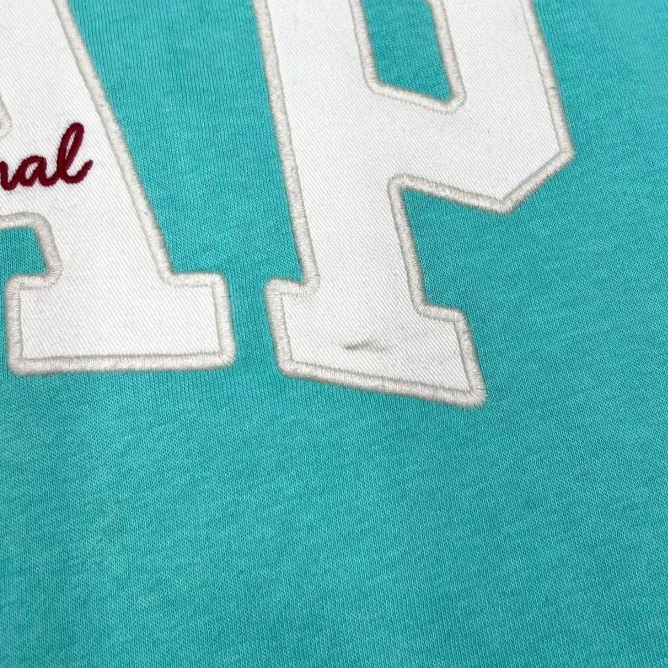 Gap GAP Original Turquoise Big Embroidered Logo Spellout Sweatshirt Medium Mens Pullover Crewneck Logo Turquoise 90s (Embroidered) Size US M / EU 48-50 / 2 - 5 Thumbnail