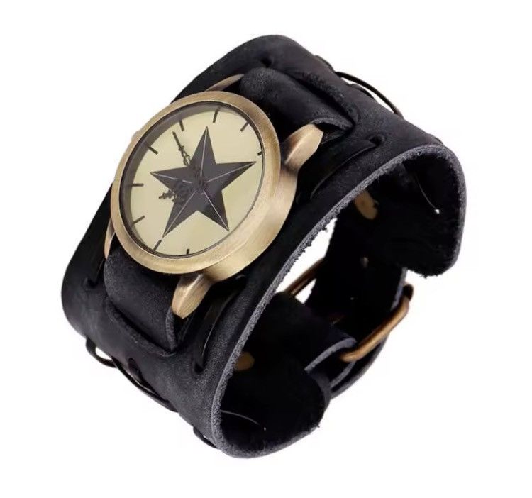 Jewelry Round Quartz Watch With Leather Band Size ONE SIZE - 1 Thumbnail