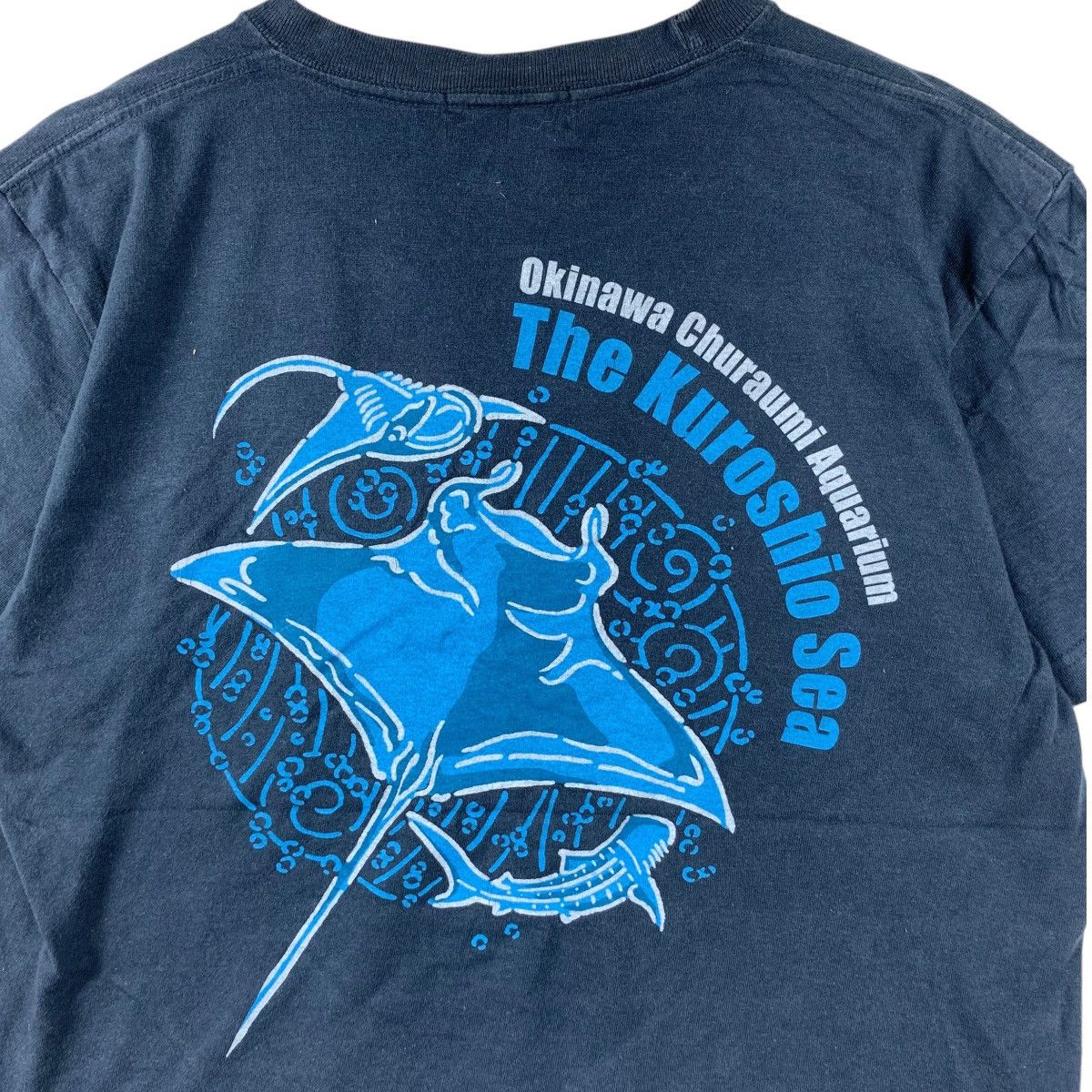 Vintage Vintage BLUE MANTA OKINAWA Churaumi Aquarium Tee Shirt Size US M / EU 48-50 / 2 - 6 Thumbnail
