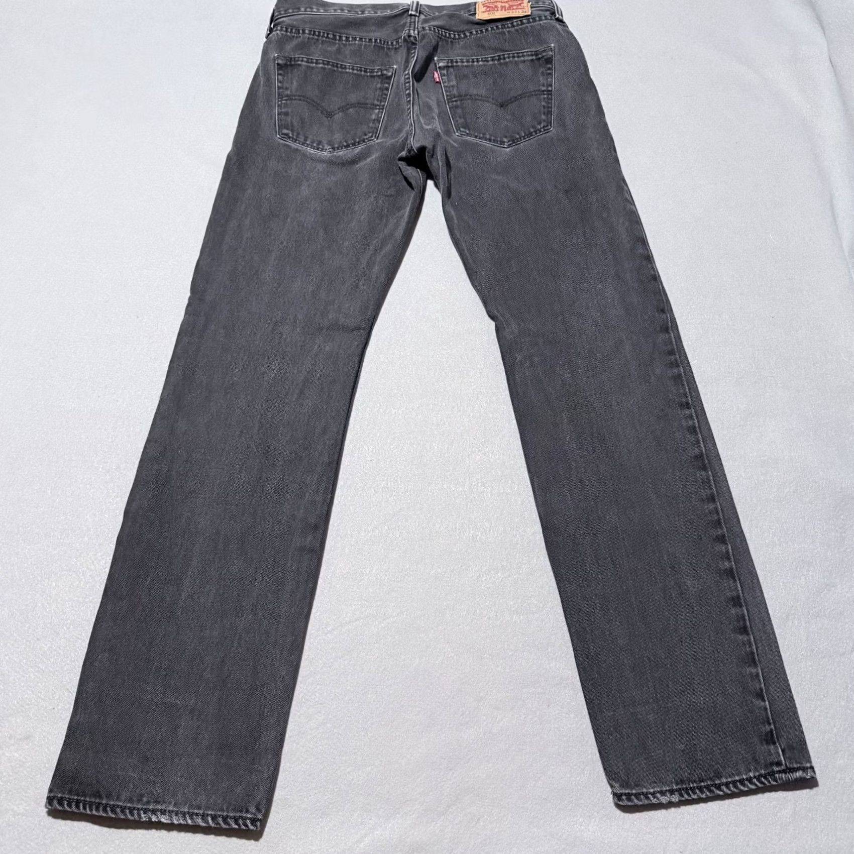 Levi's Levi’s 501 Original Jeans Mens Black Denim Mid Rise Classic Straight 33x31 5-Pocket Design Button US Size US 33 - 2 Thumbnail