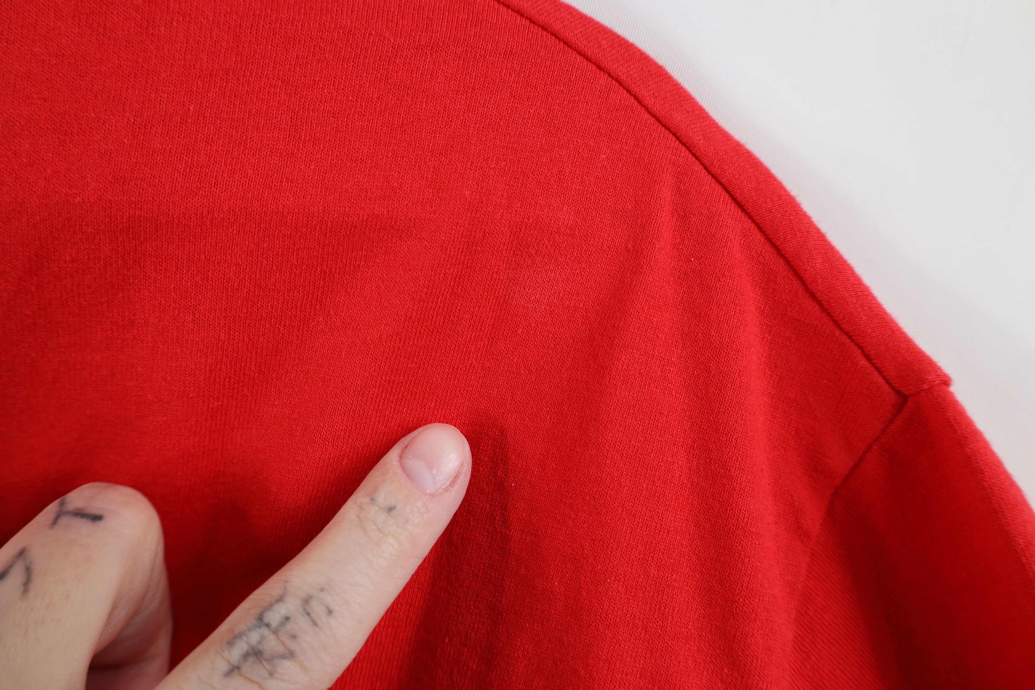Hanes Vintage 90s Hanes Heavyweight Blank Short Sleeve T-Shirt Red Size US L / EU 52-54 / 3 - 6 Thumbnail