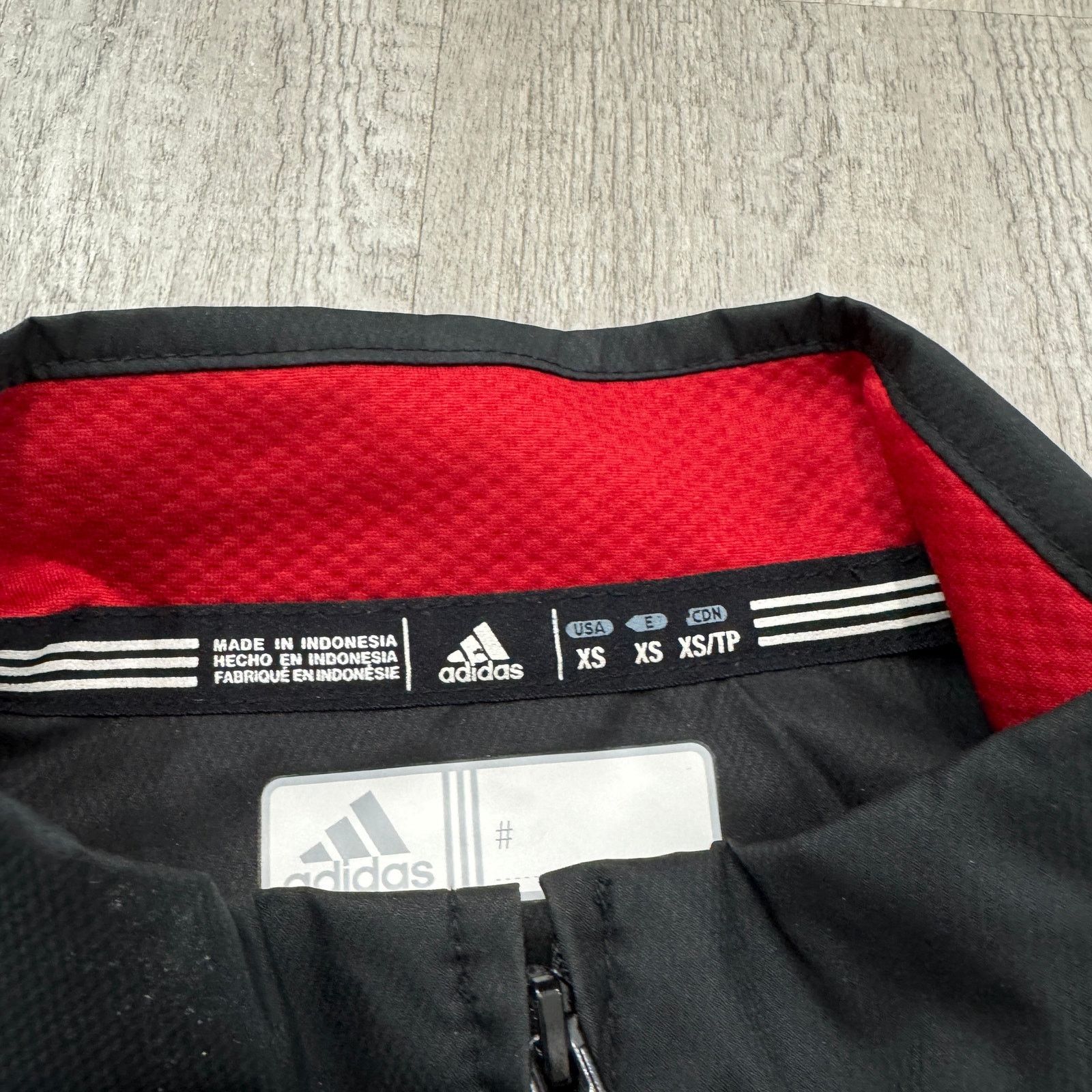 Adidas Adidas Wisconsin Badgers Windbreaker Jacket Men's XS Size US XS / EU 42 / 0 - 4 Thumbnail