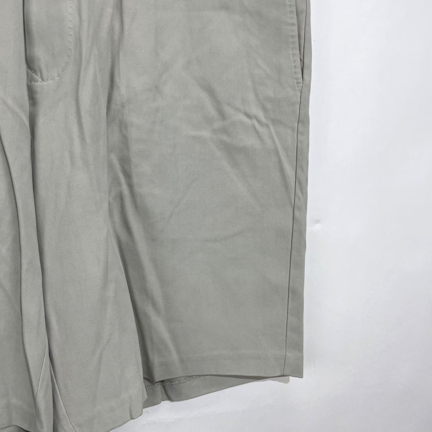 Tommy Bahama Tommy Bahama Shorts Mens 36 Ivory Tan Flat Front Cotton Silk Blend Golf Boating Size US 36 / EU 52 - 6 Thumbnail