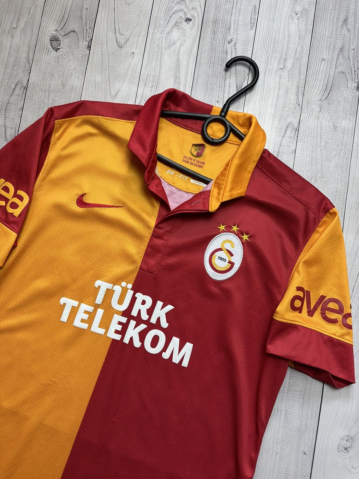 Nike × Vintage Vintage Nike Galatasaray soccer jersey size M 14 Sneijder Size US M / EU 48-50 / 2 - 3 Thumbnail