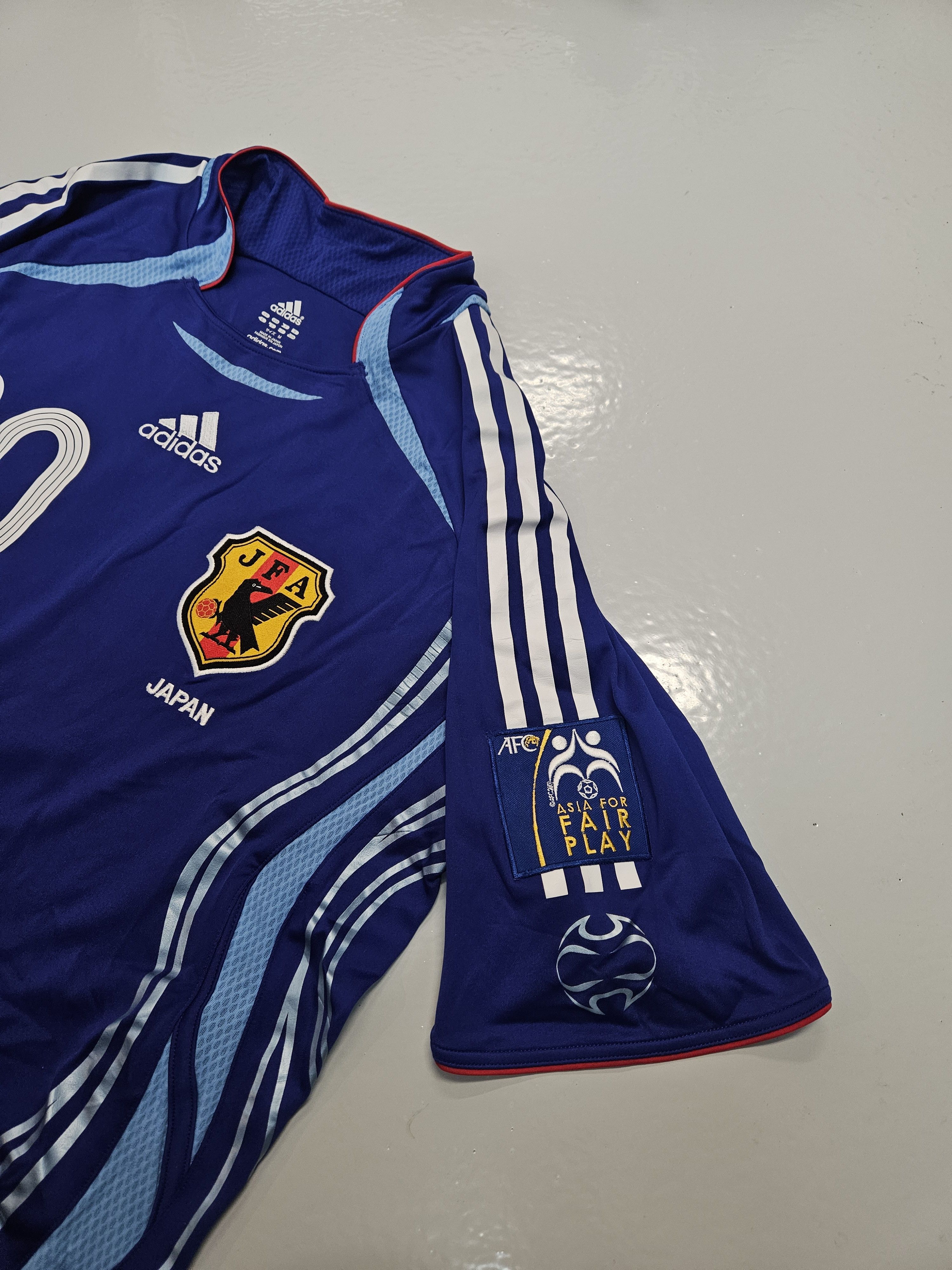 Adidas Match issue Japan 2006 home jersey #10 Nakamura formotion Size US M / EU 48-50 / 2 - 4 Thumbnail
