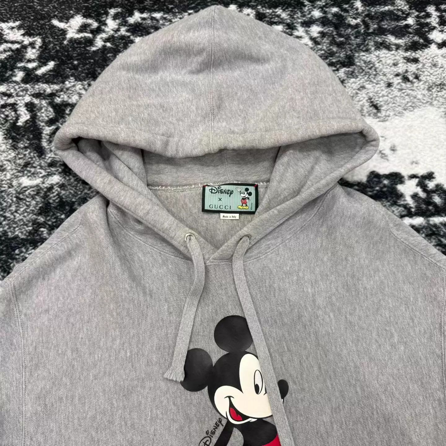 Gucci Gucci x Disney Mickey Mouse Gray Hoodie L Size US L / EU 52-54 / 3 - 2 Thumbnail