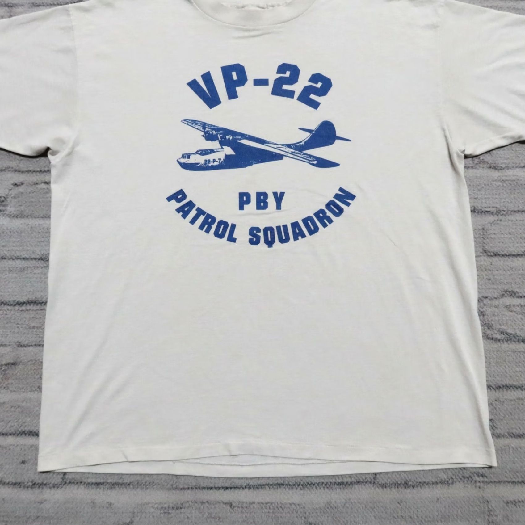 Hanes Vintage USN US Navy VP-22 Patrol Squadron Shirt XL Size White Mens Approved Size US XL / EU 56 / 4 - 3 Thumbnail