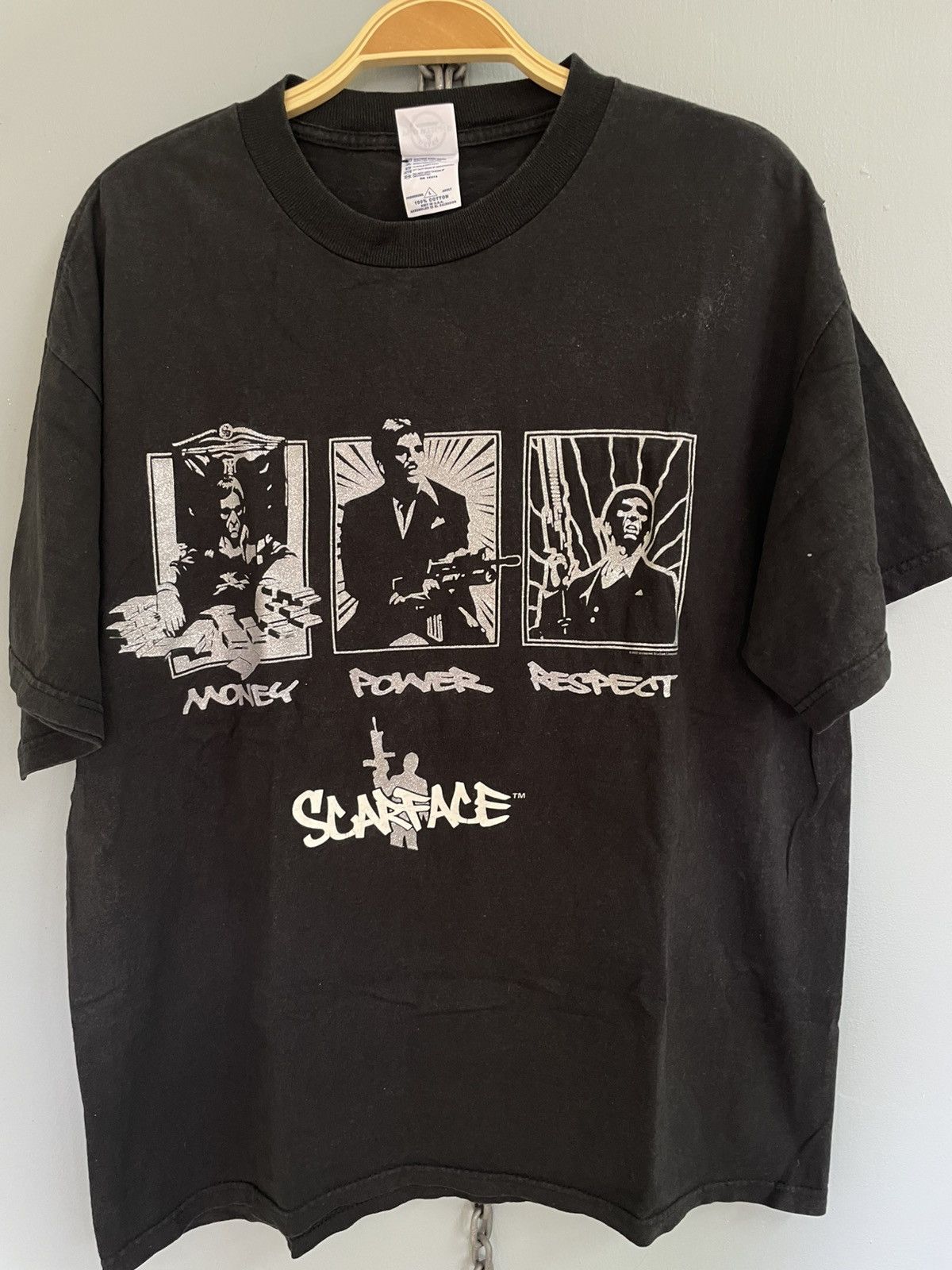 Vintage Vintage Y2K Scarface money power respect promo movie t shirt Size US L / EU 52-54 / 3 - 3 Thumbnail