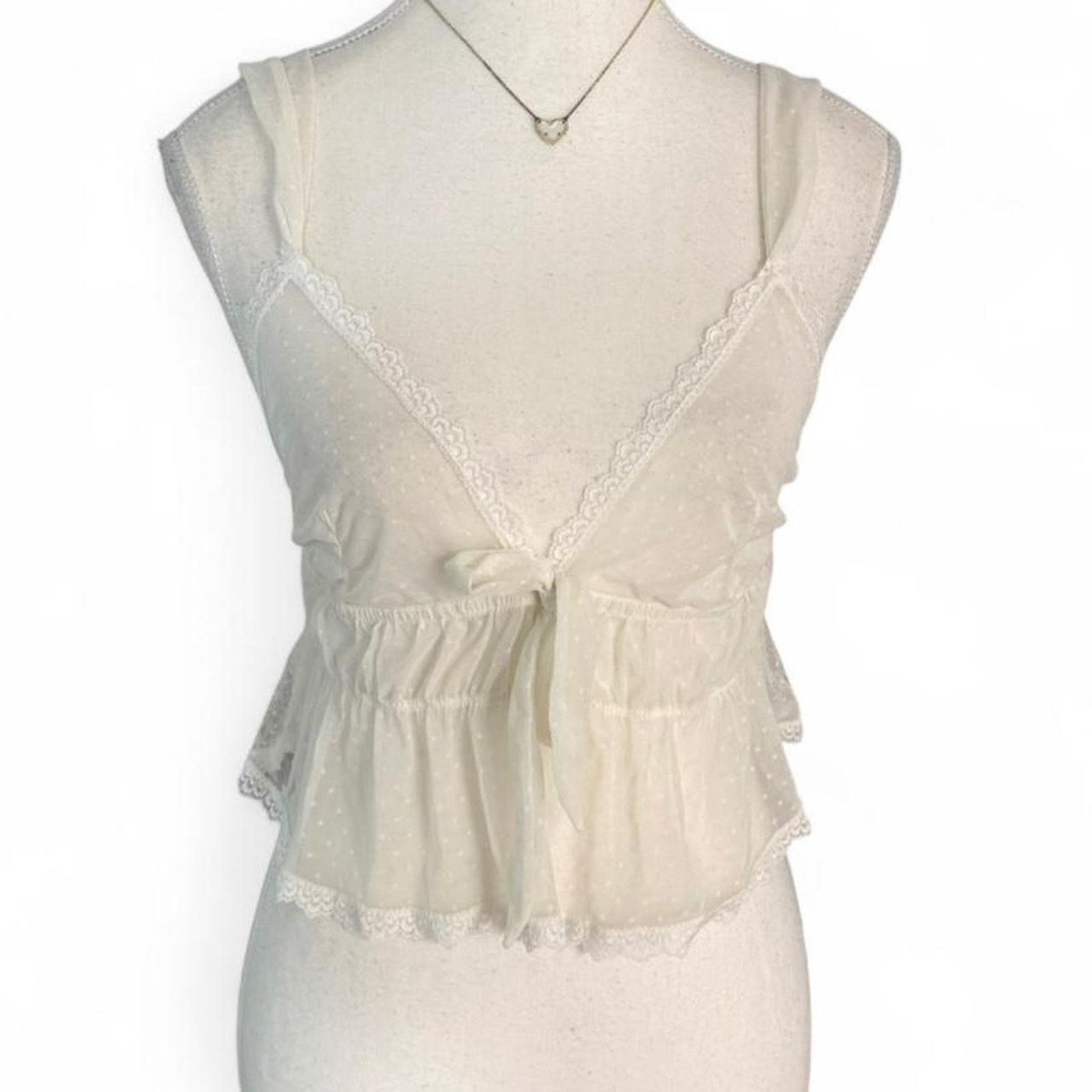 Other Adore Me white lace cami top with bow detail size xl Size XL / US 12-14 / IT 48-50 - 1 Thumbnail