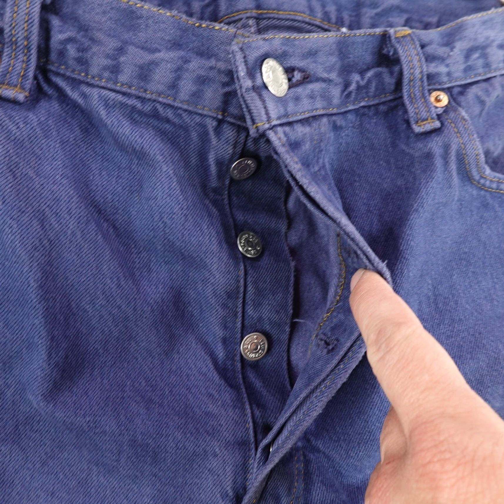 Levi's VINTAGE Levi's Jeans Mens 36x34 Denim 80s Button Fly Straight Fit Blue Regular 34 Inseam Mens Size US 34 / EU 50 - 5 Thumbnail