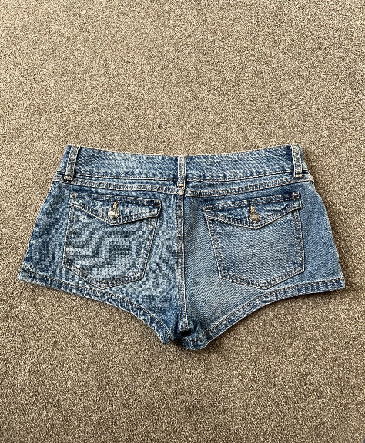 Vintage Denim Booty Short by Supre Size 32" / US 10 / IT 46 - 2 Thumbnail