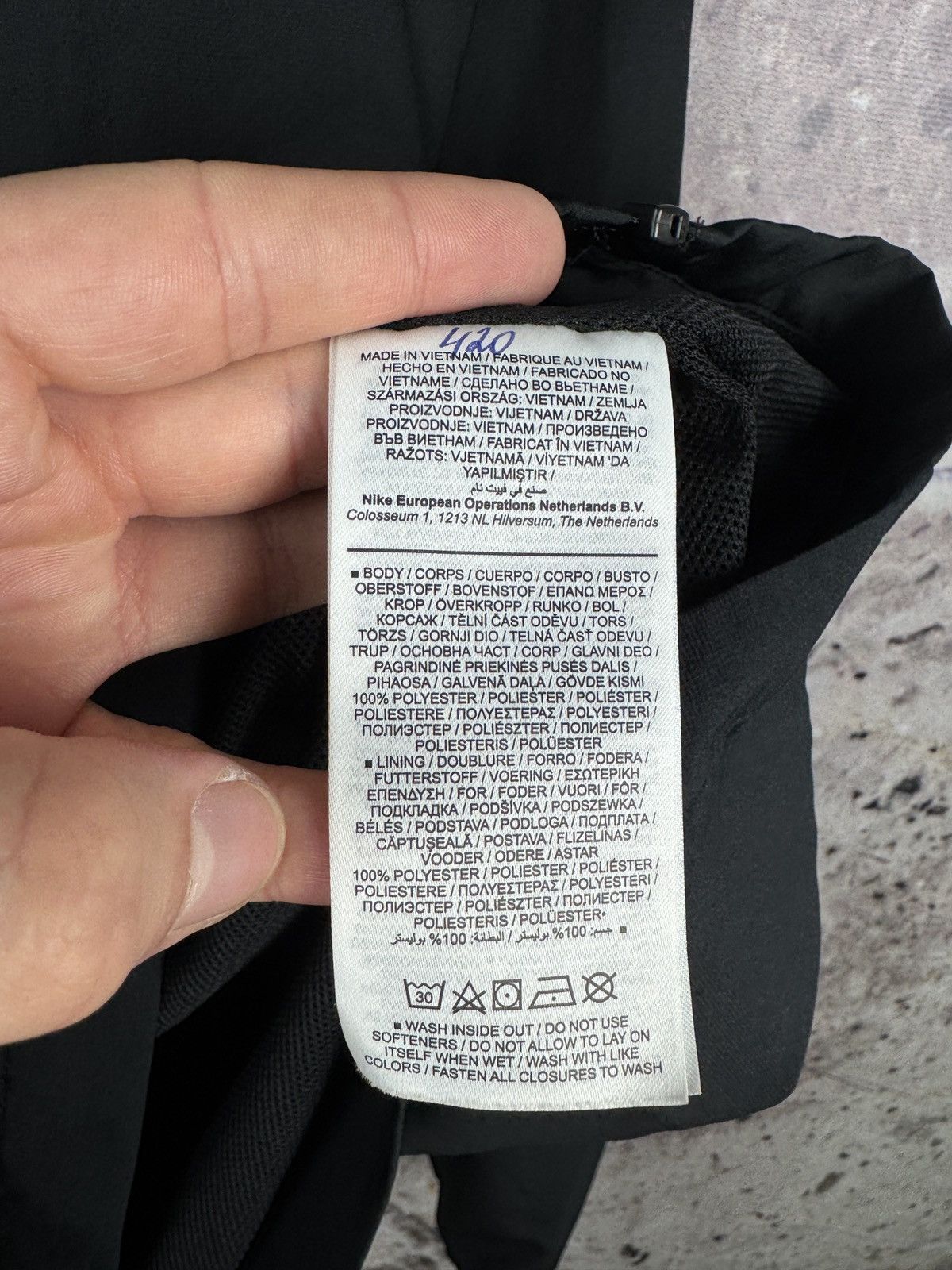 Nike Men’s Nike Light Wind Jacket Black Streetwear Size Small Size US S / EU 44-46 / 1 - 7 Thumbnail