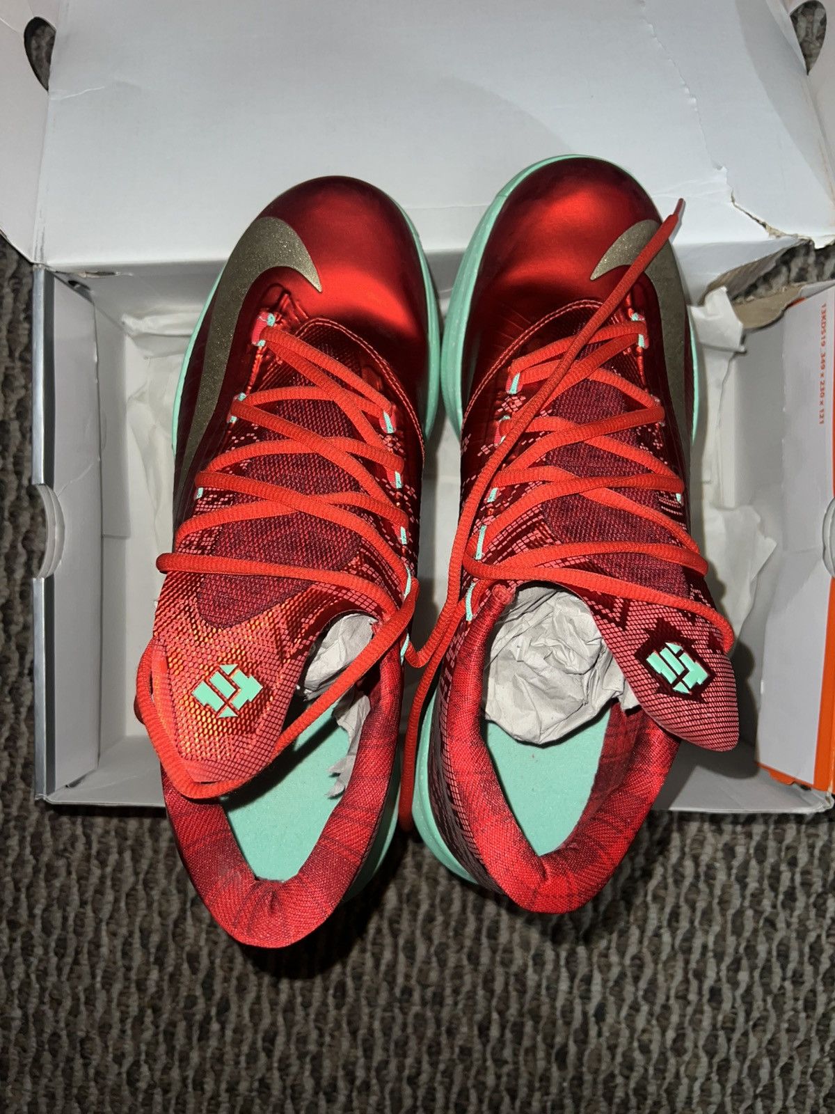 Nike Nike KD 6 Christmas Size US 10 / EU 43 - 3 Thumbnail