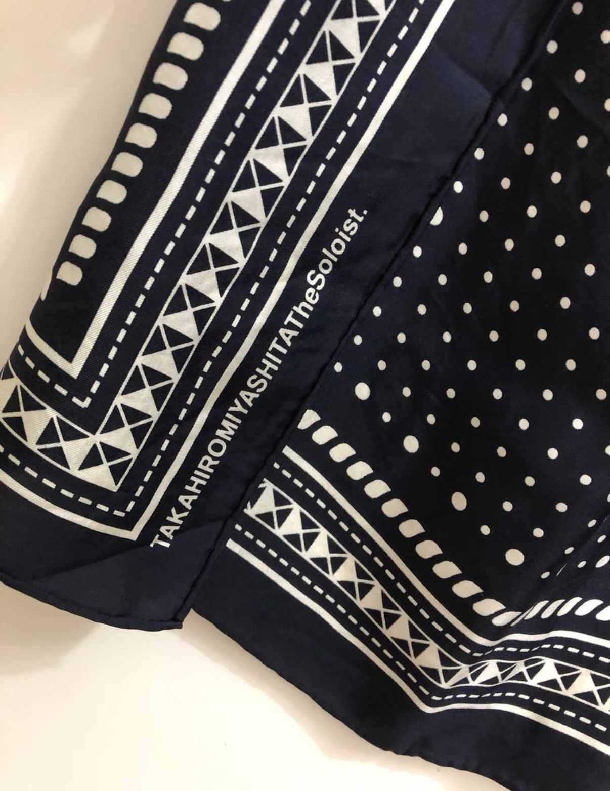 Takahiromiyashita The Soloist. TAKAHIROMIYASHITA THE SOLOIST takahiro miyashita silk scarf Size ONE SIZE - 6 Thumbnail