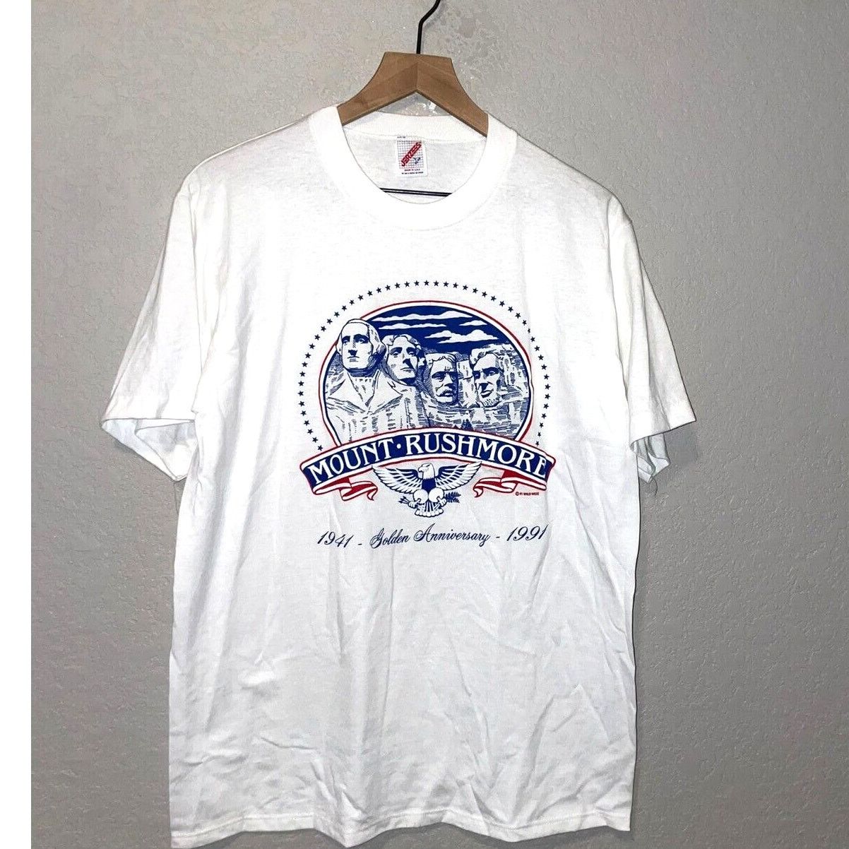 Jerzees Vintage Mount Rushmore Shirt Anniversary Graphic L White Tee Size US L / EU 52-54 / 3 - 1 Thumbnail