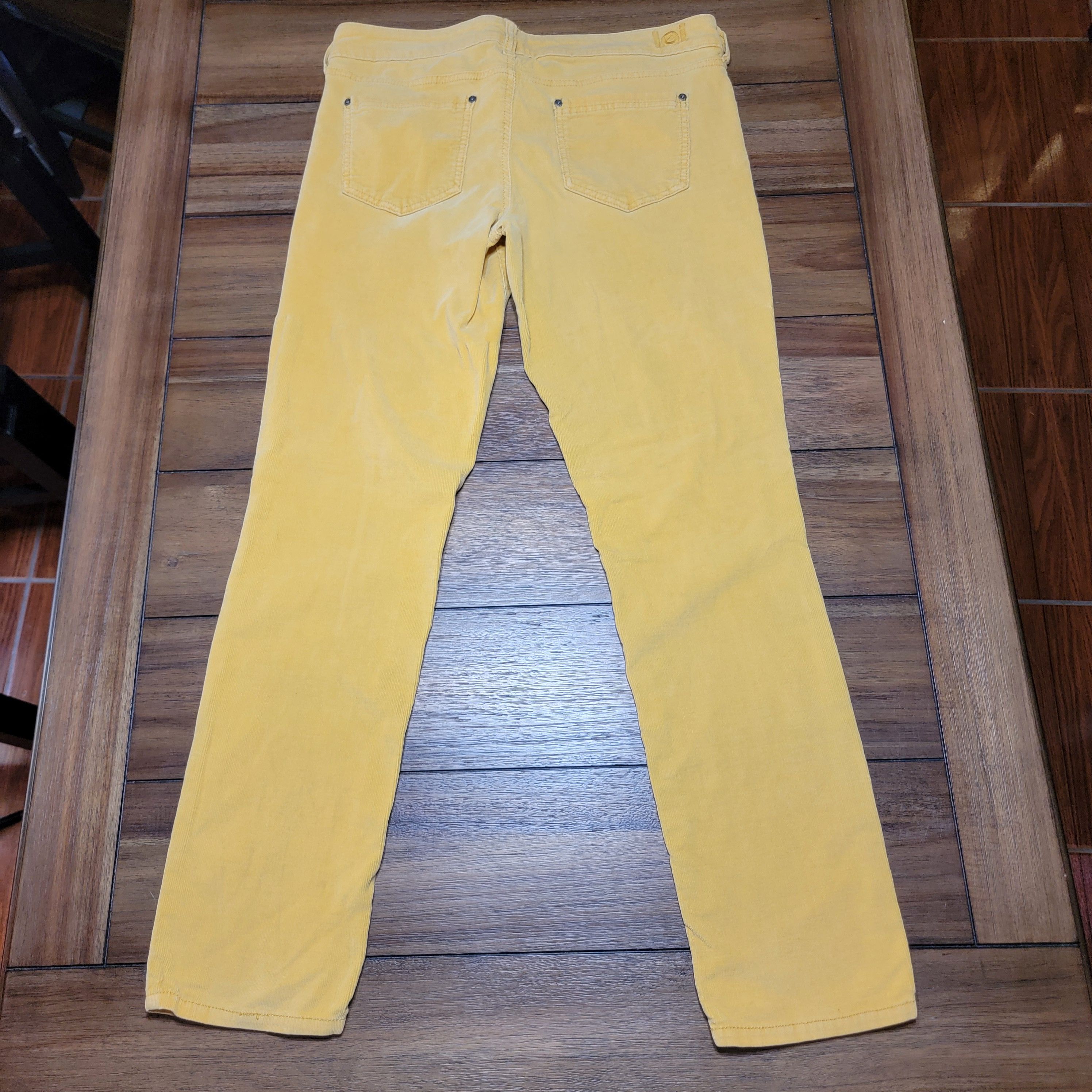 L.E.I. l.e.i. Ashley Lowrise Skinny Corduroys - Junior 11 Regular Size 34" / US 12 / IT 48 - 3 Thumbnail