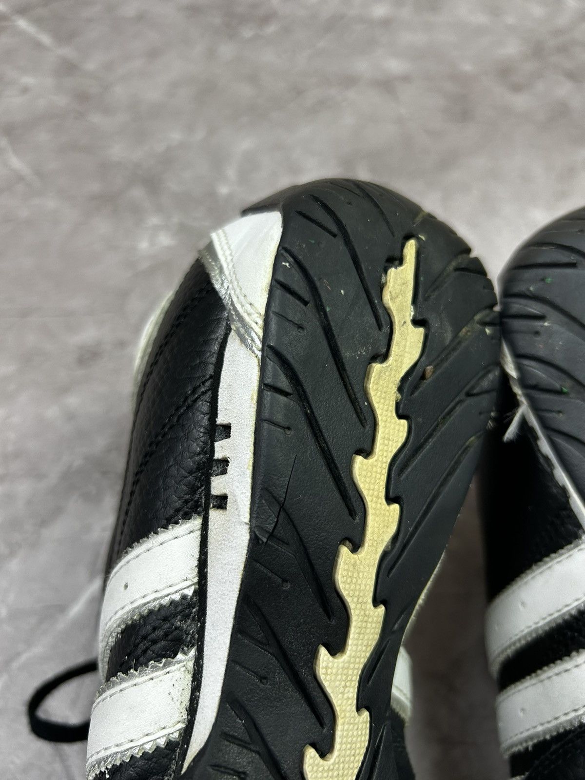 Adidas Vintage O0's Adidas Team Goodyear Low Top Sneakers Shoes Top Size US 7 / EU 40 - 7 Thumbnail