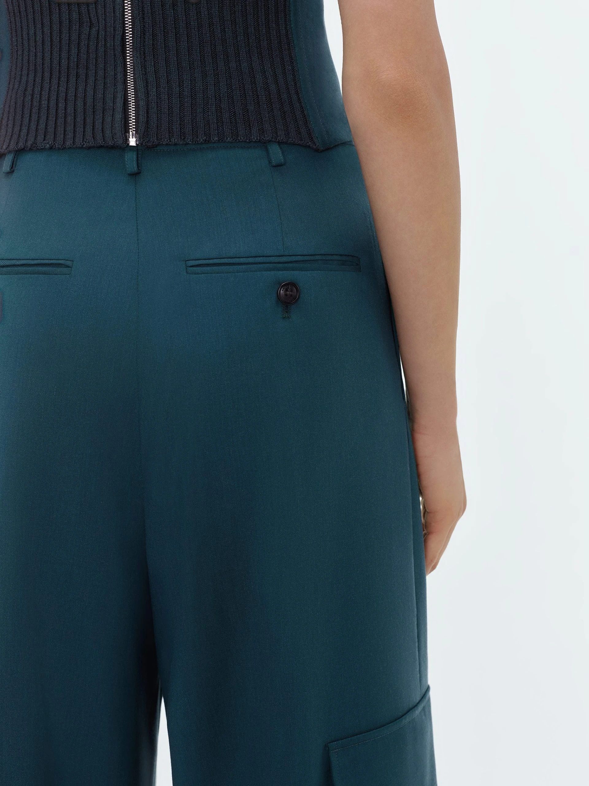 Amiri oc11z0225 Wide Leg Pleated Cargo Pant in Green Size 27" / US 4 / IT 40 - 7 Thumbnail