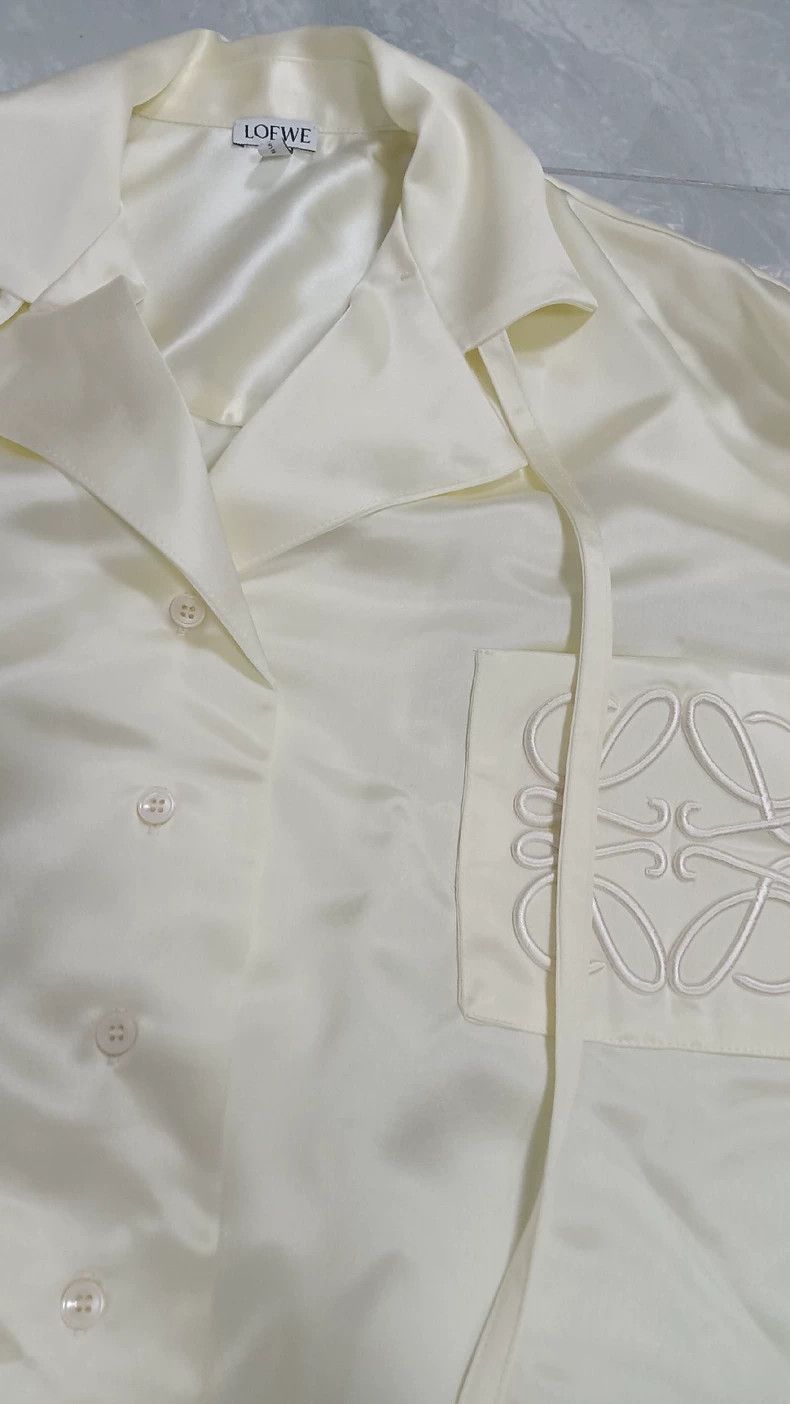 Loewe Loewe Women's Acetate Blouse in Beige, Size 34 Size XXS / US 00 / IT 34 - 2 Thumbnail